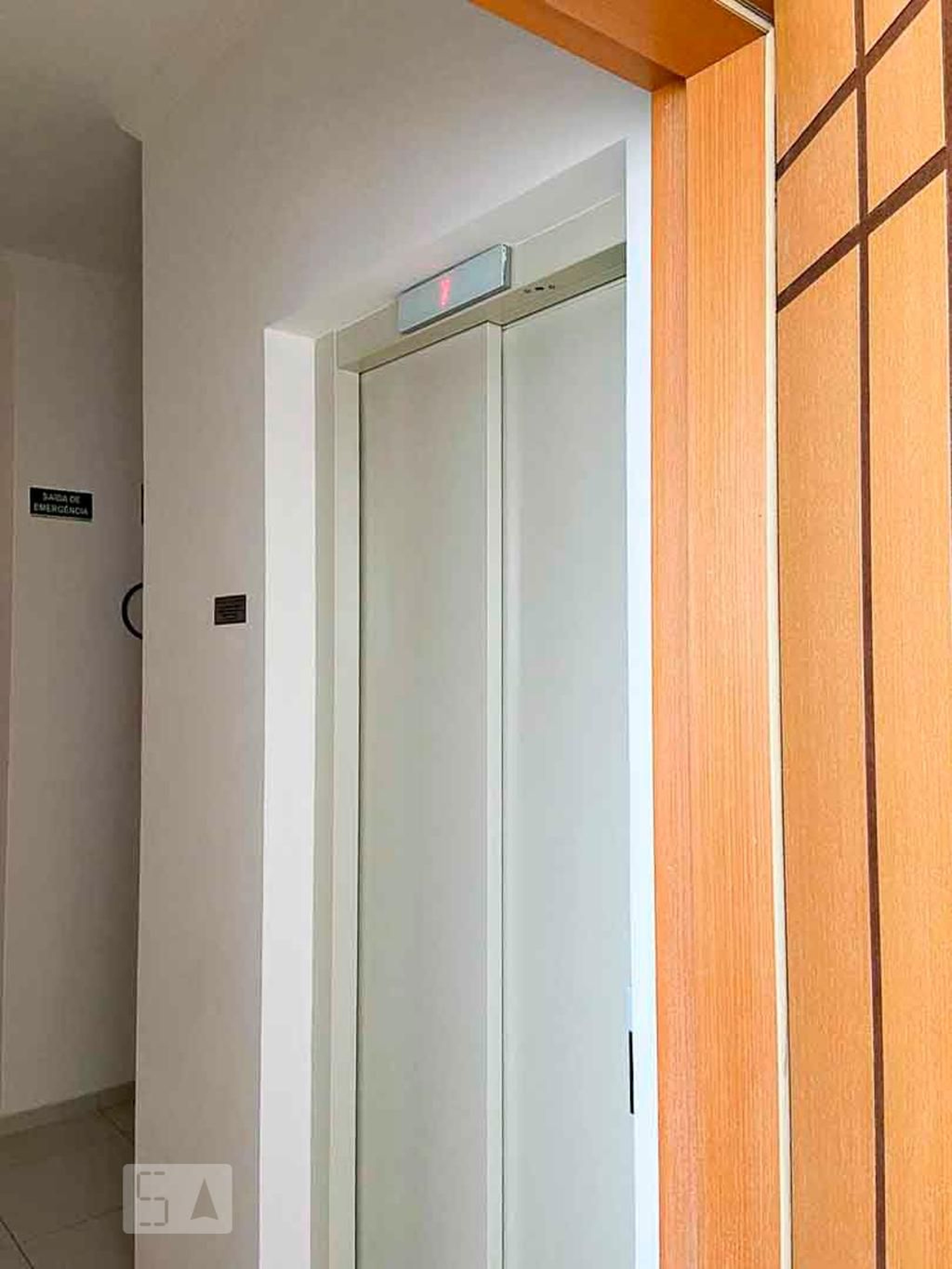 Elevador Condomínio em Avenida Paulo Afonso, 605