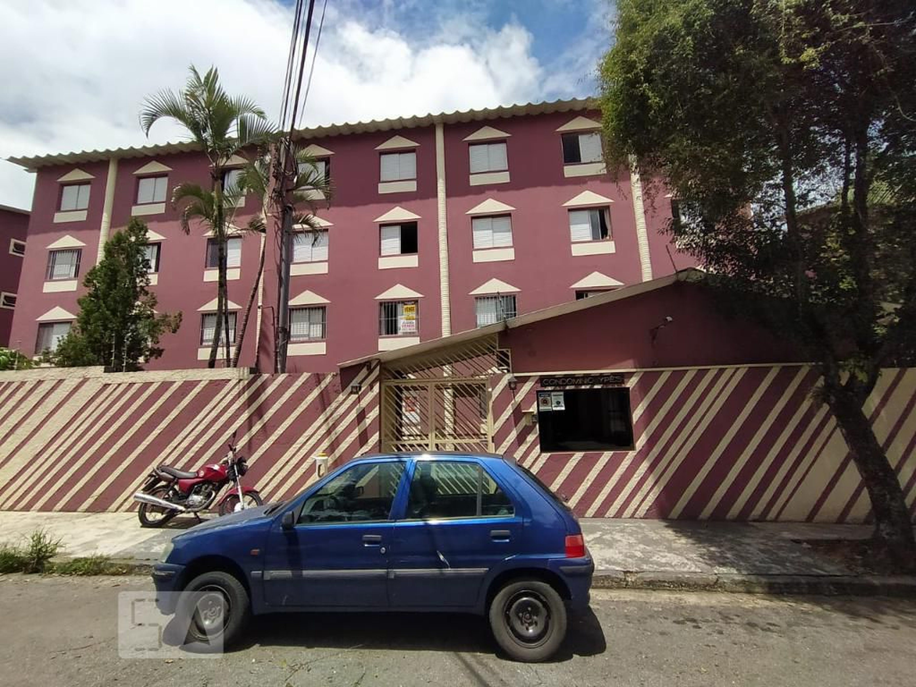 Fachada do Condomínio Edifício Ypê