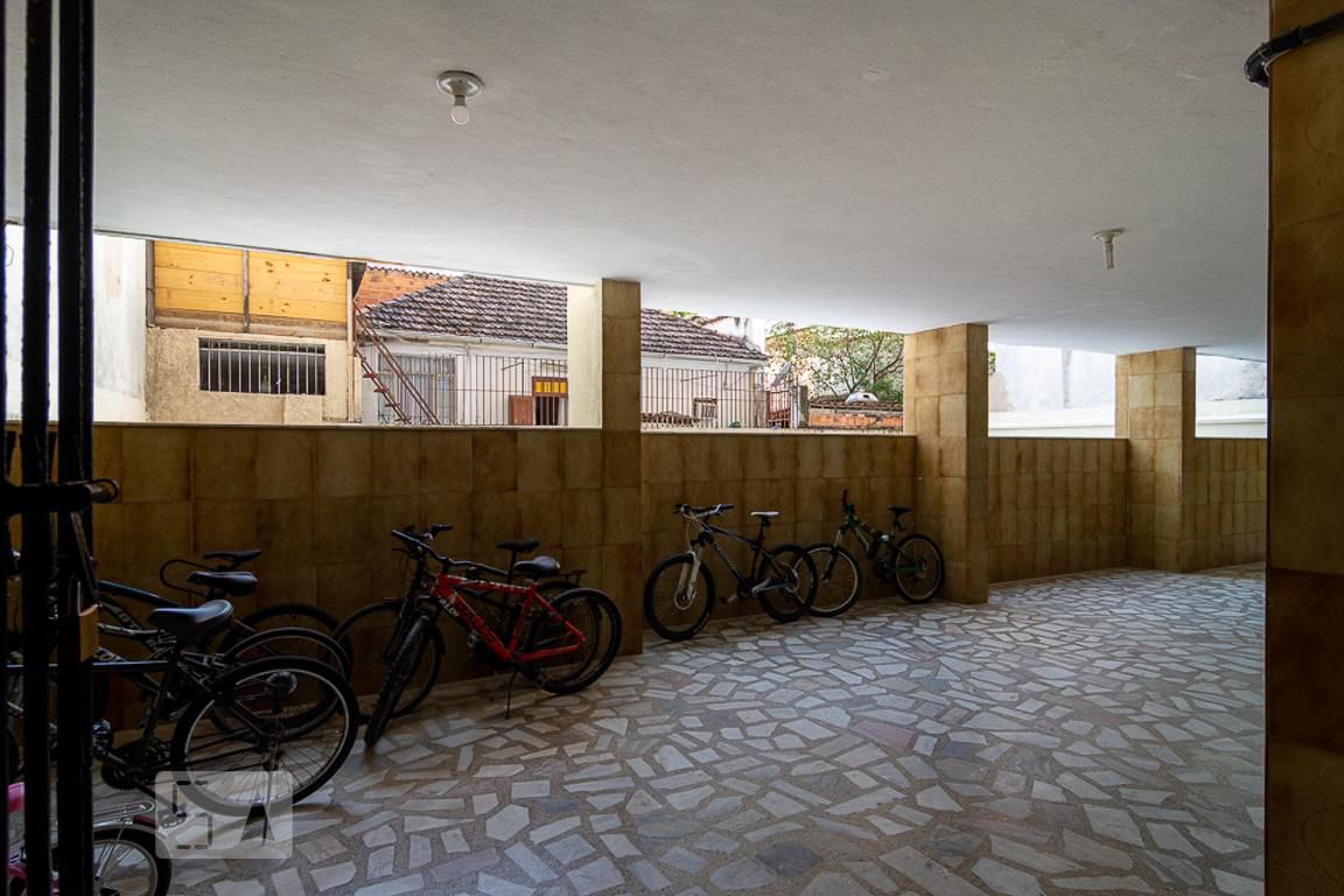 Bicicletário - Edifício Praia Grande