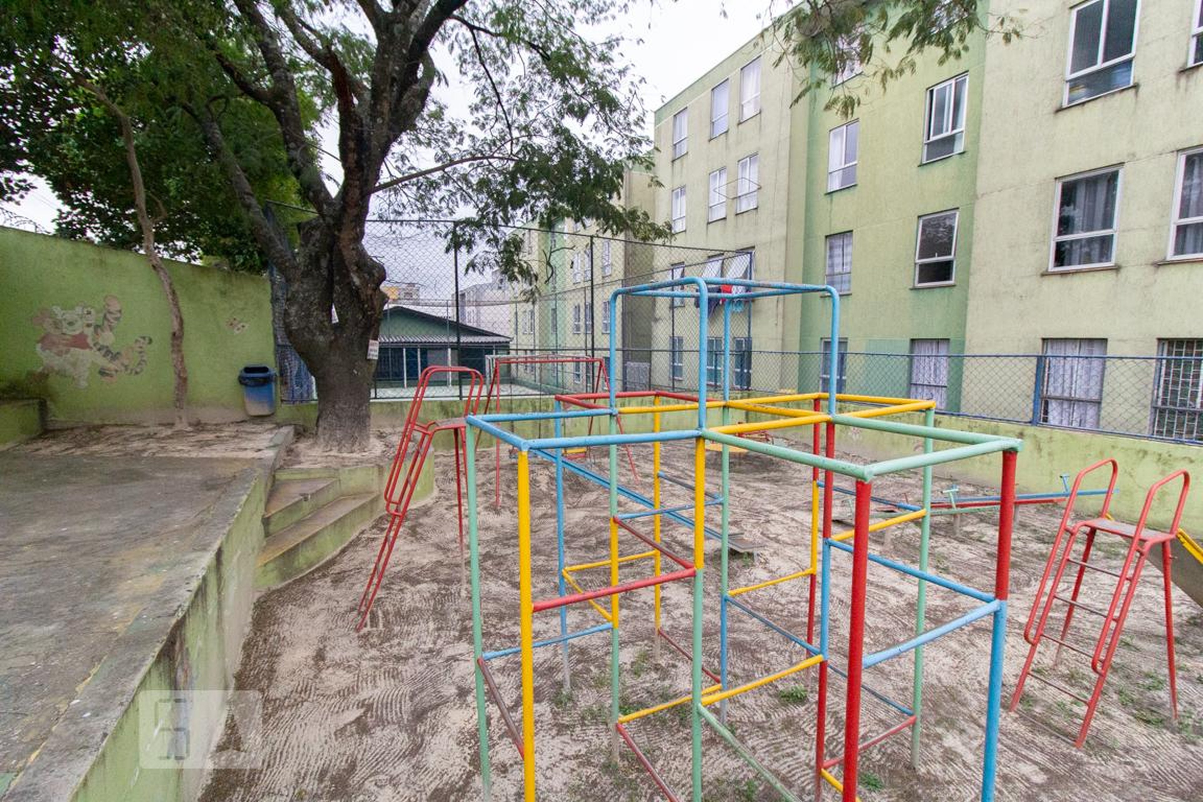 Playground - Residencial Paequerê