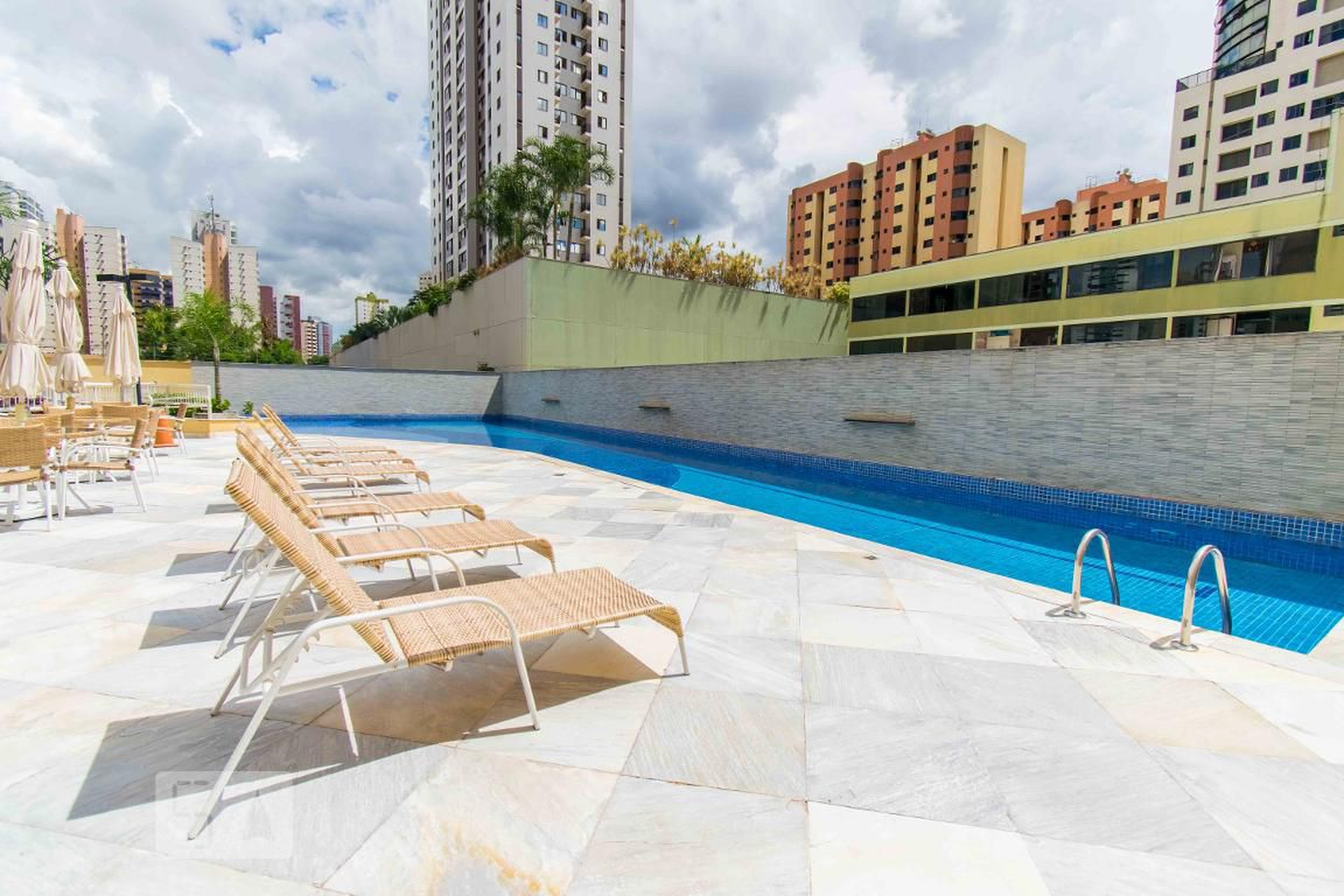 Piscina - Residencial Apê
