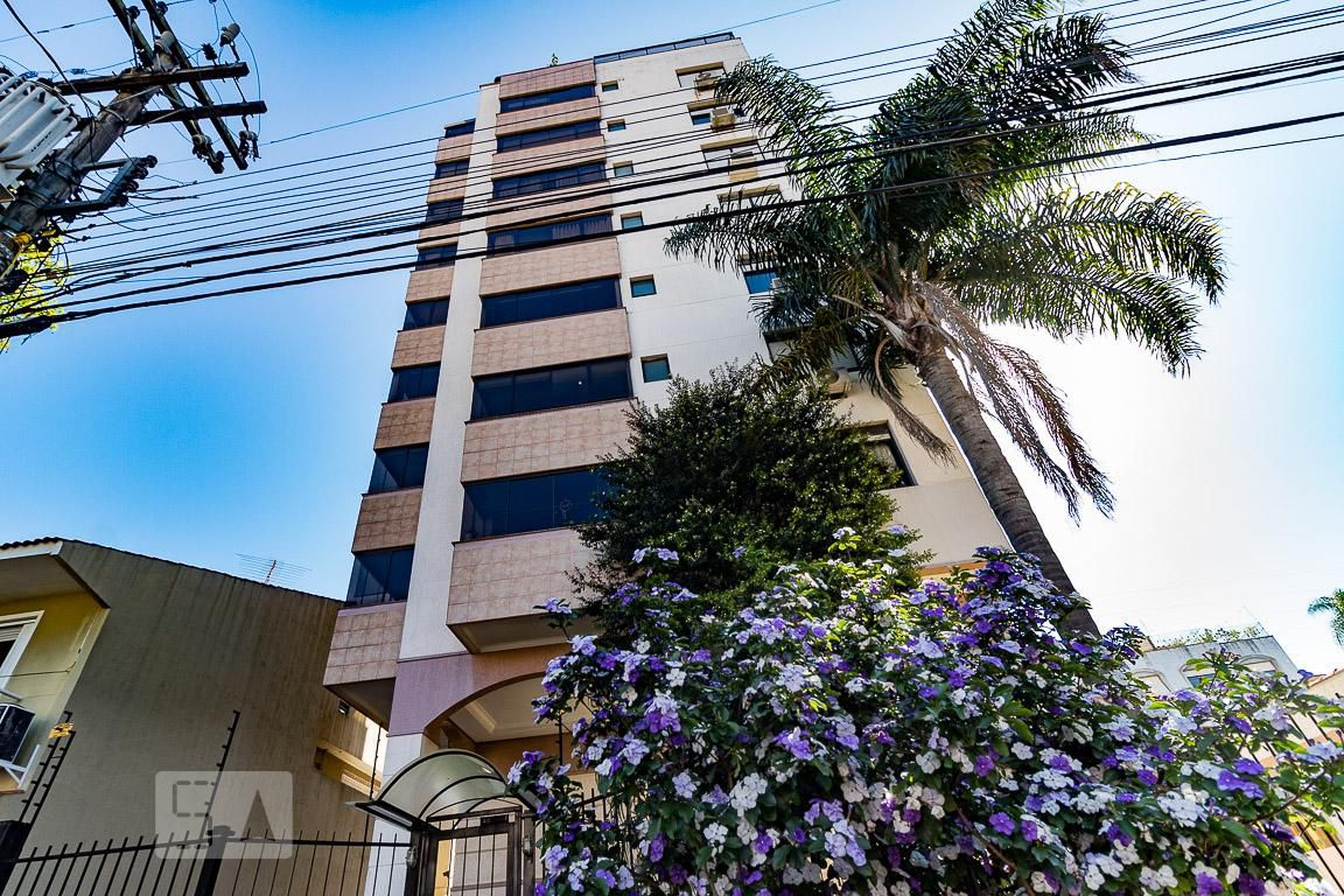 Fachada Condomínio em Rua Portugal, 711