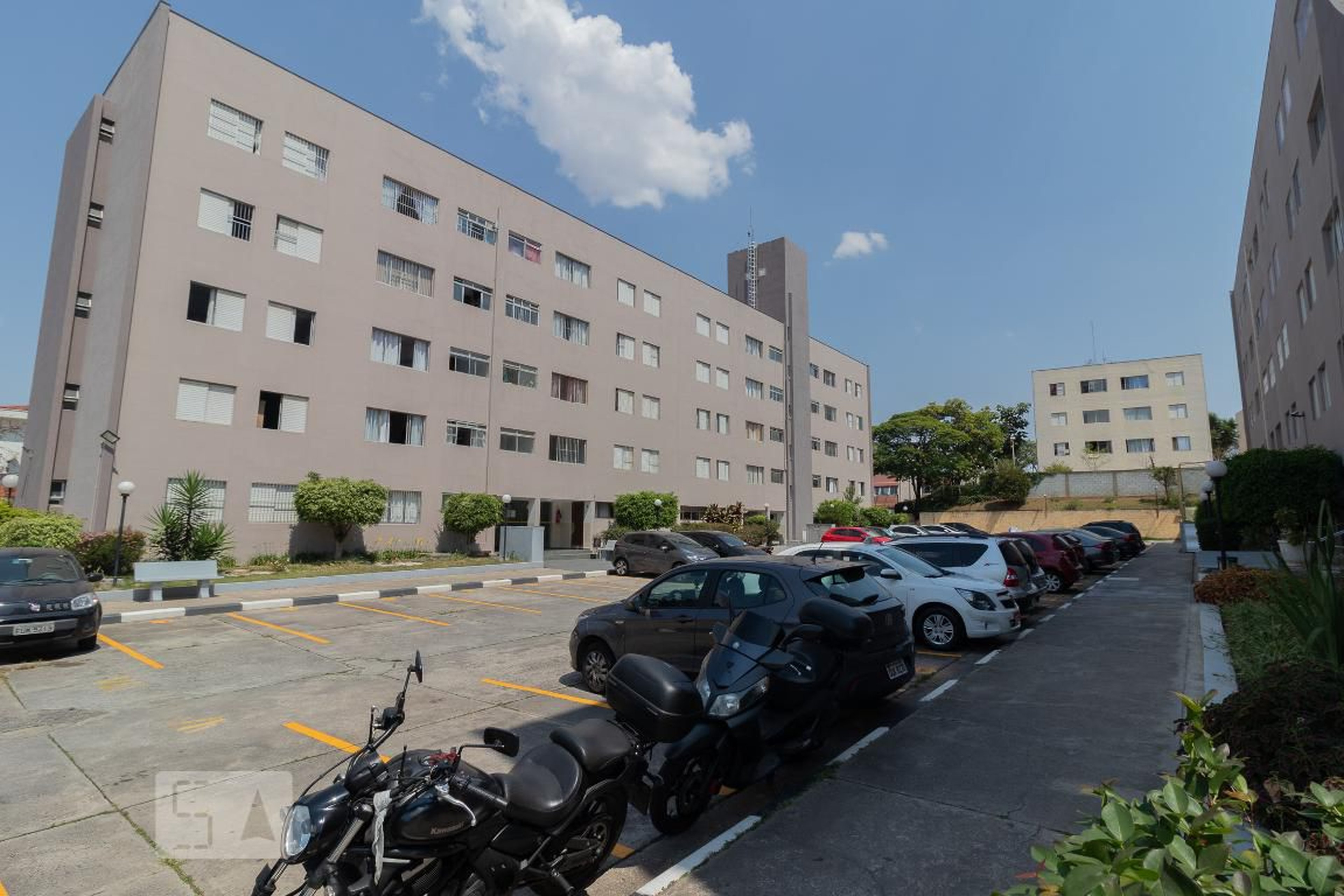 Edifício Condomínio Resid. Três Américas