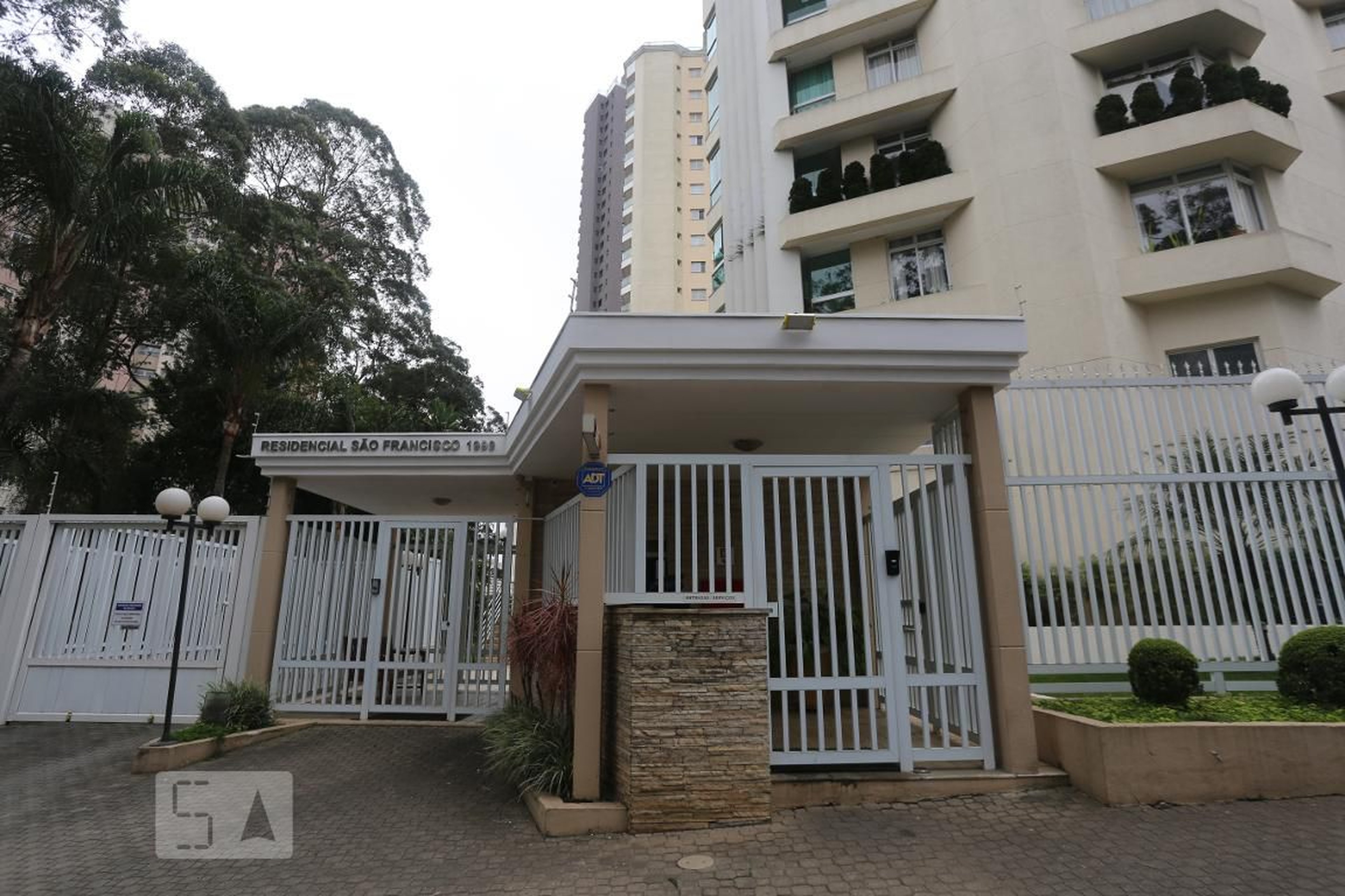 Fachada do Condomínio Residencial São Francisco