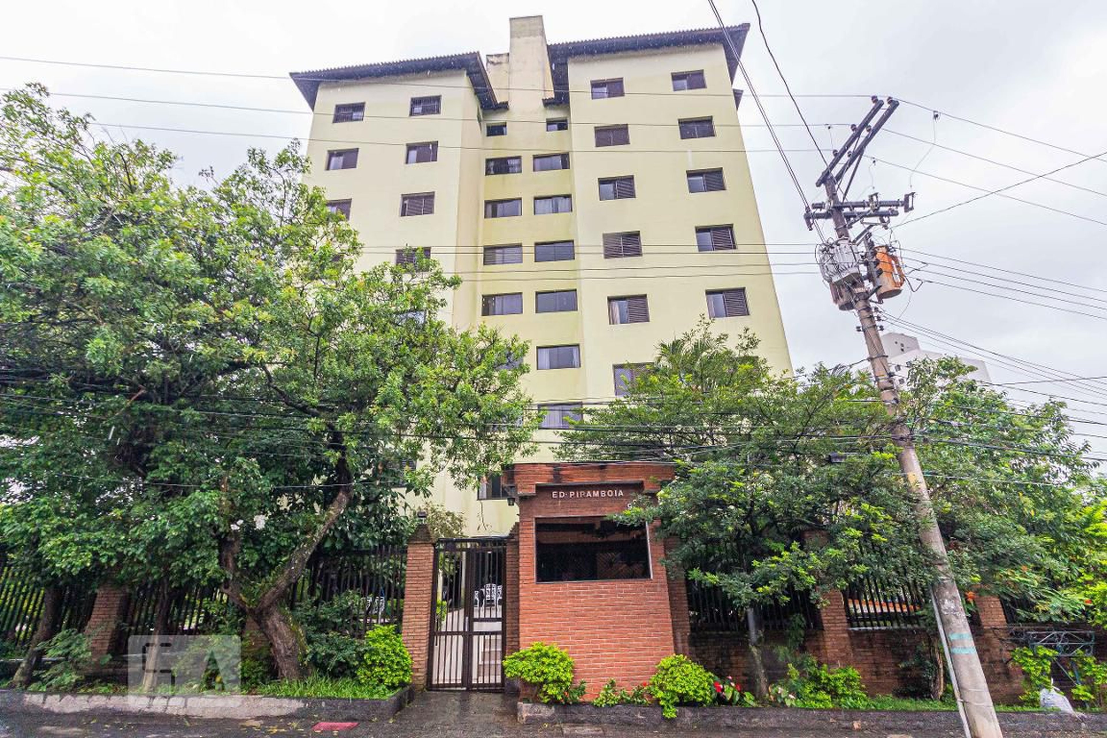 Fachada do Condomínio Edifício Pirambóia