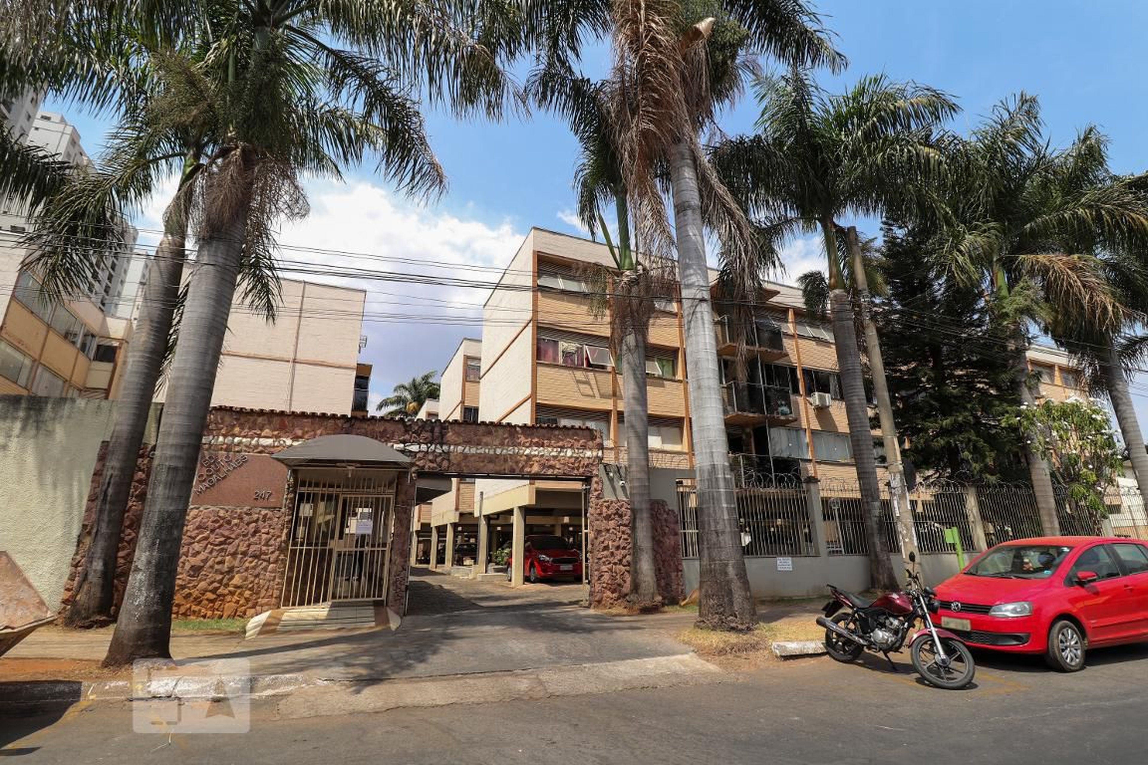 Fachada Condomínio Couto Magalhães