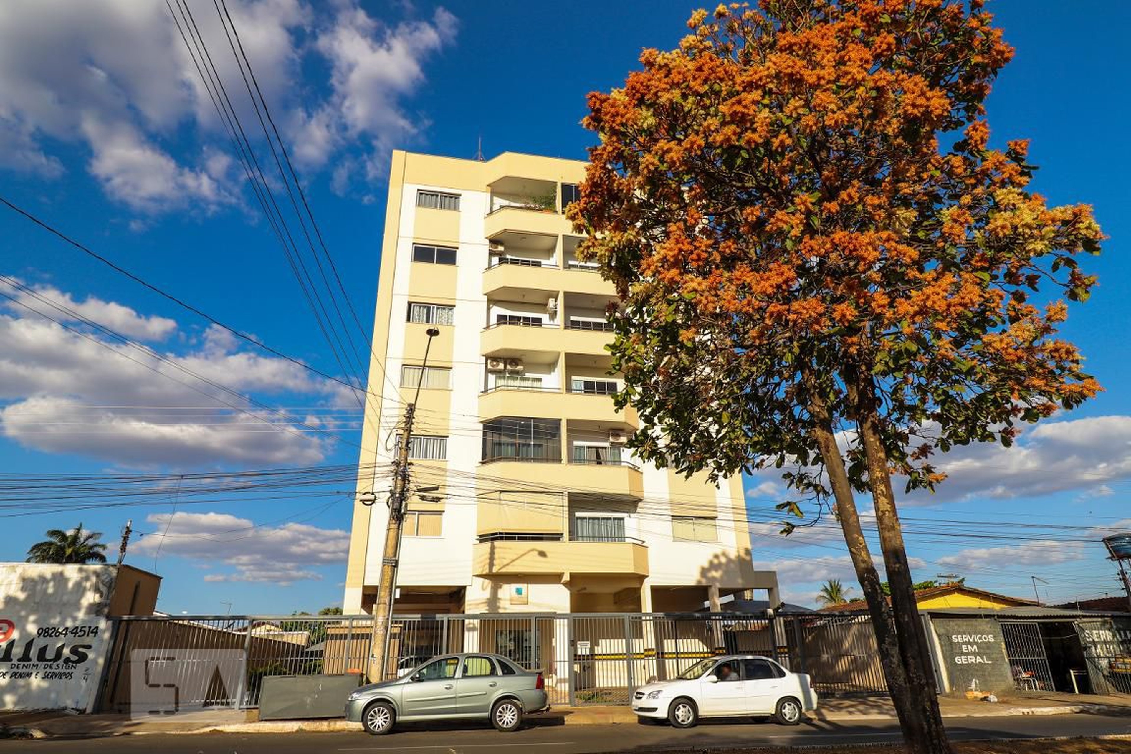 Fachada Condomínio em Avenida Graça Aranha, 6