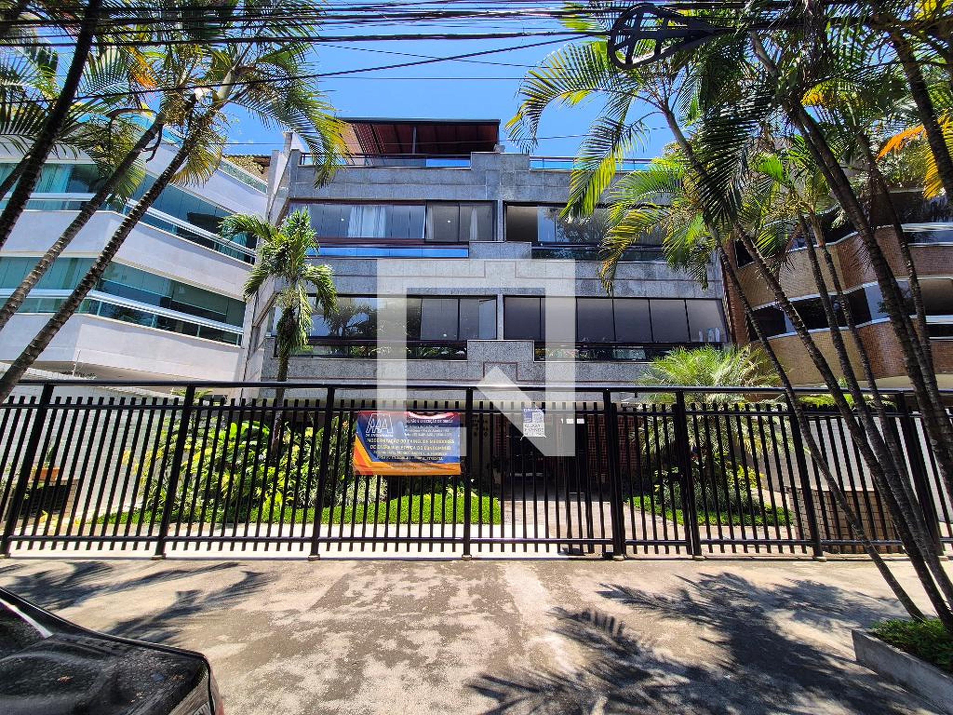 Fachada Condomínio Estrela de Ouro