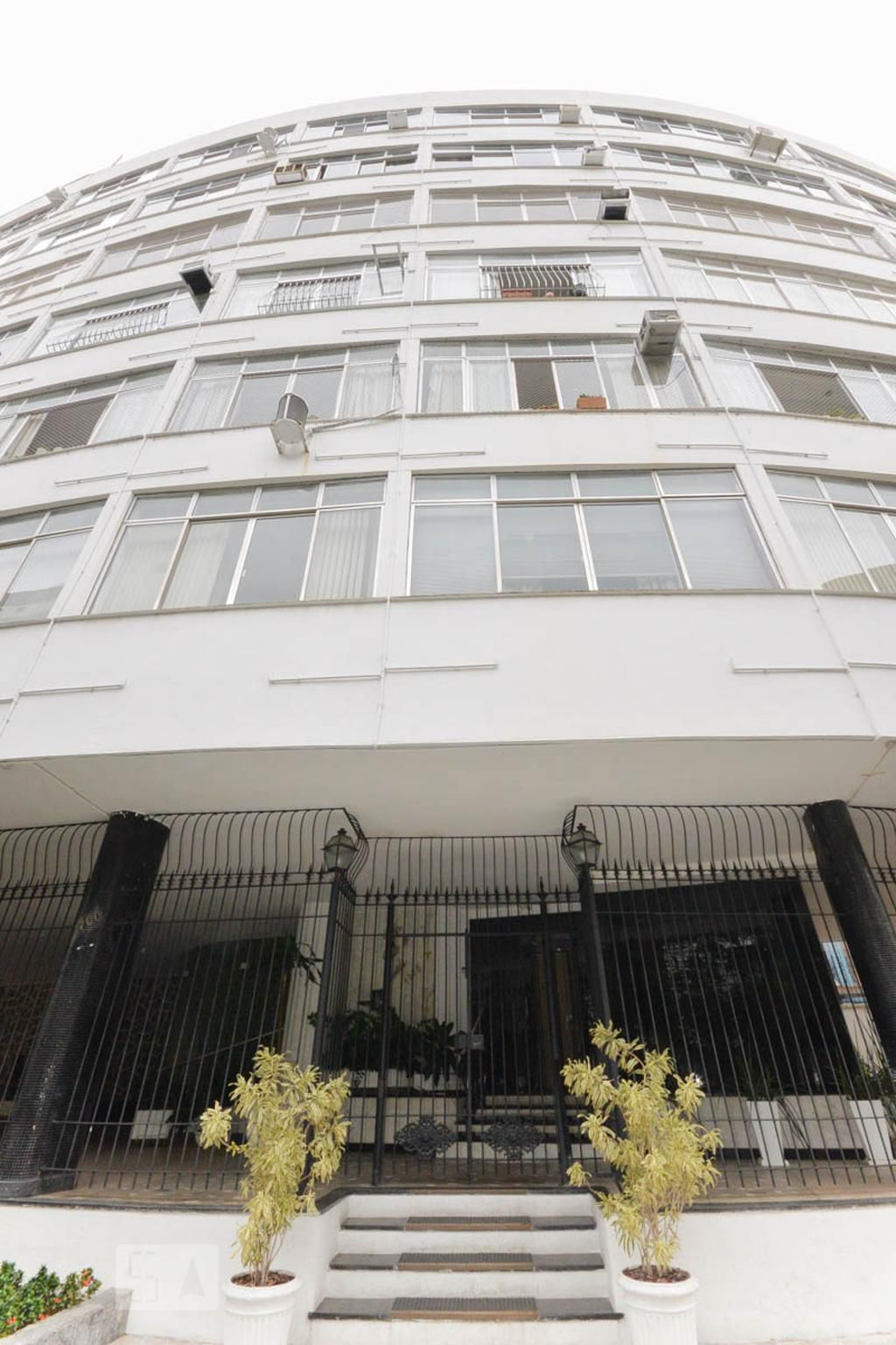 Fachada Condomínio em Rua Radmaker, 34