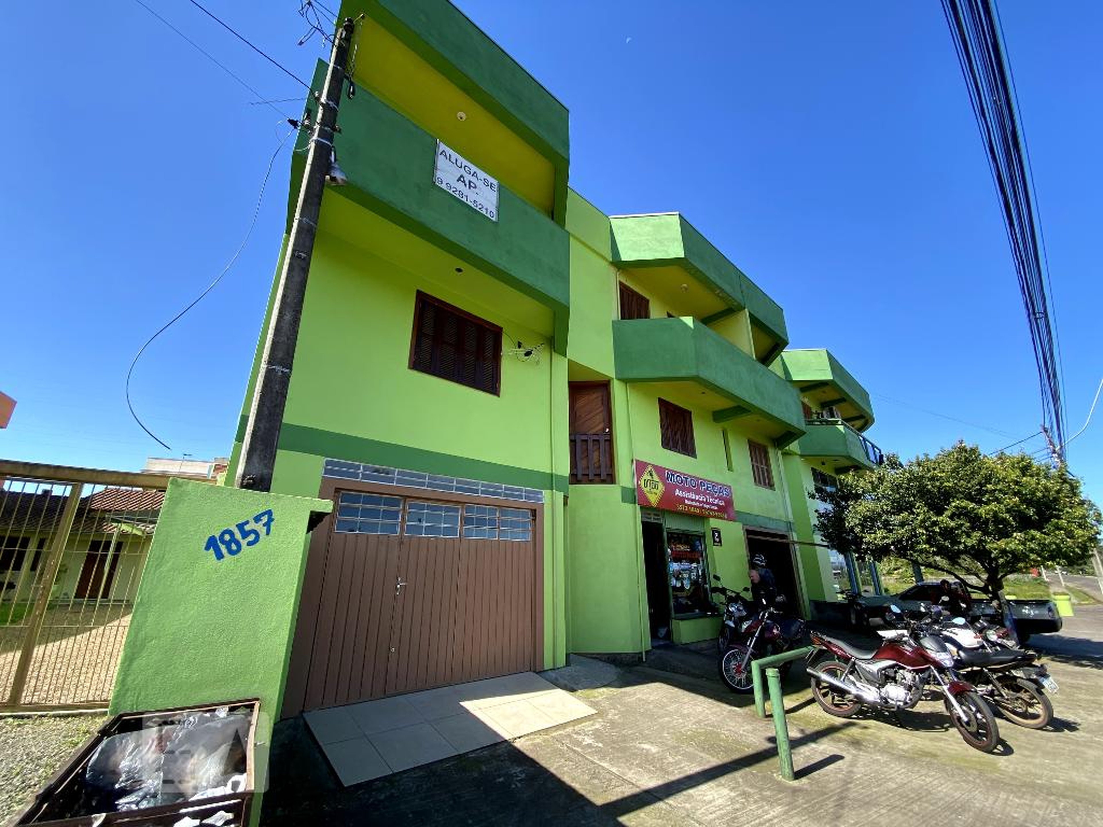 Fachada Condomínio em Avenida Coronel Atalíbio Taurino de Rezende, 1857