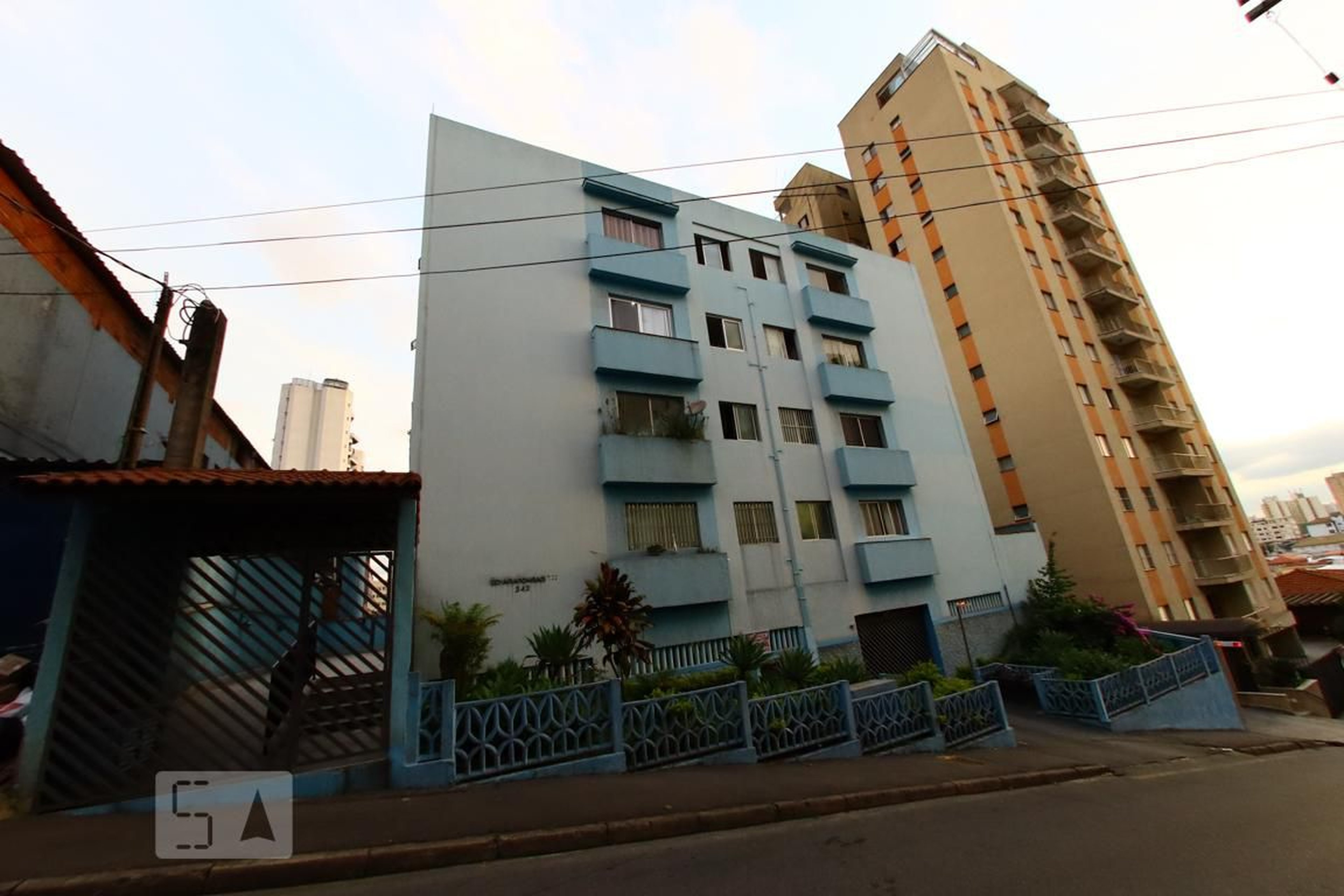 Fachada Condomínio em Rua Sílvio Barbosa, 112