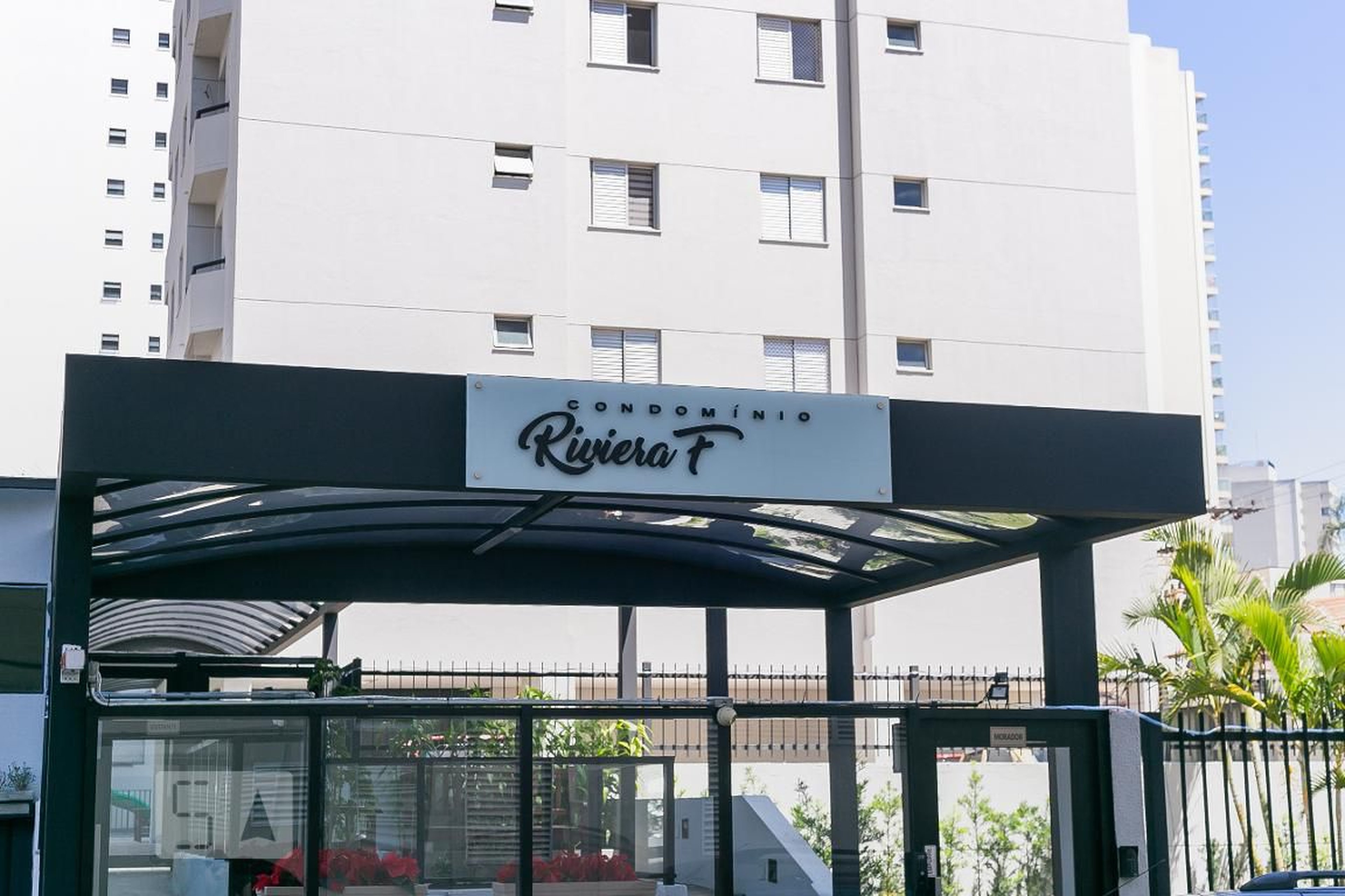 Fachada Condomínio em Rua Santa Luzia, 33