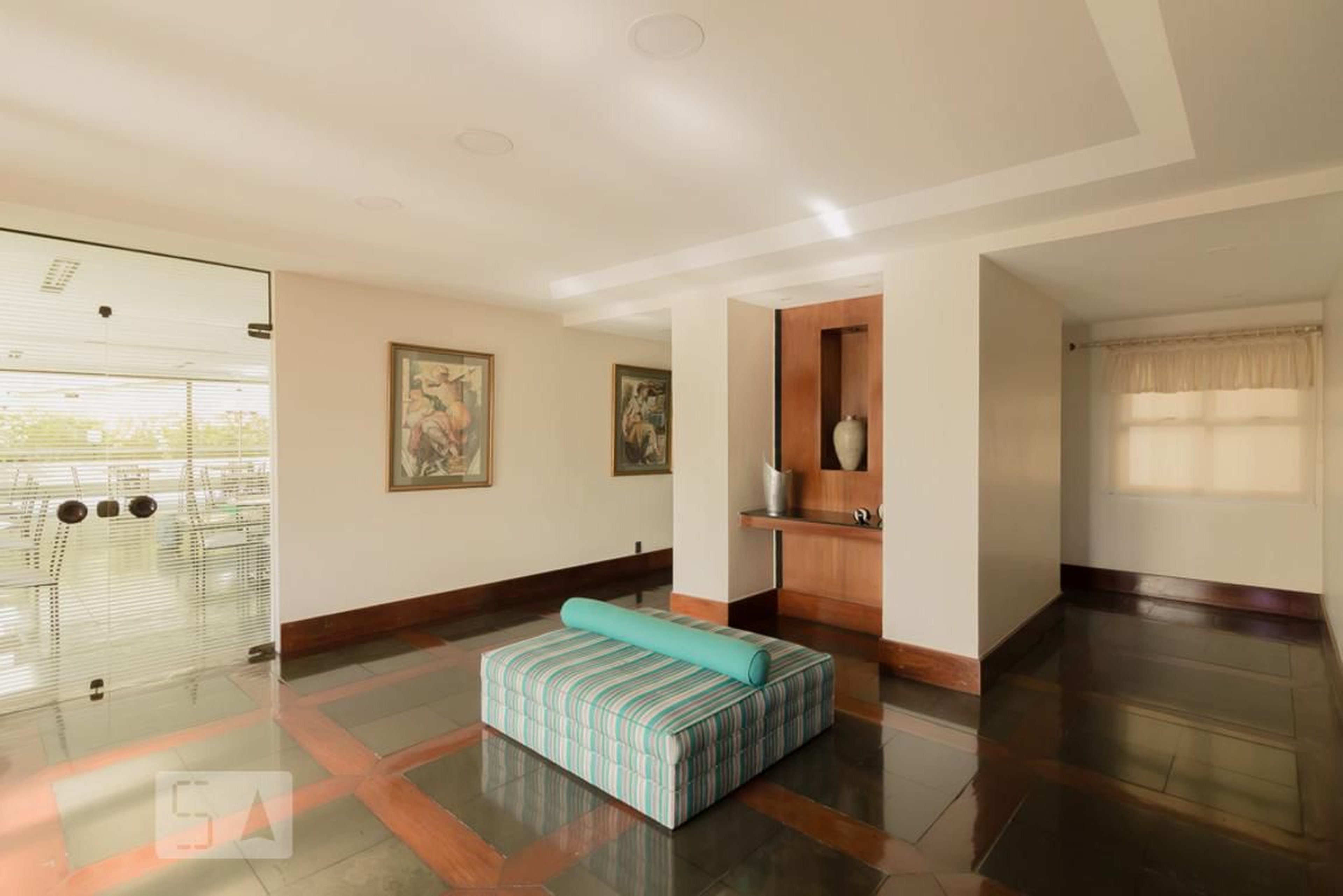 Hall - Residencial Marathon