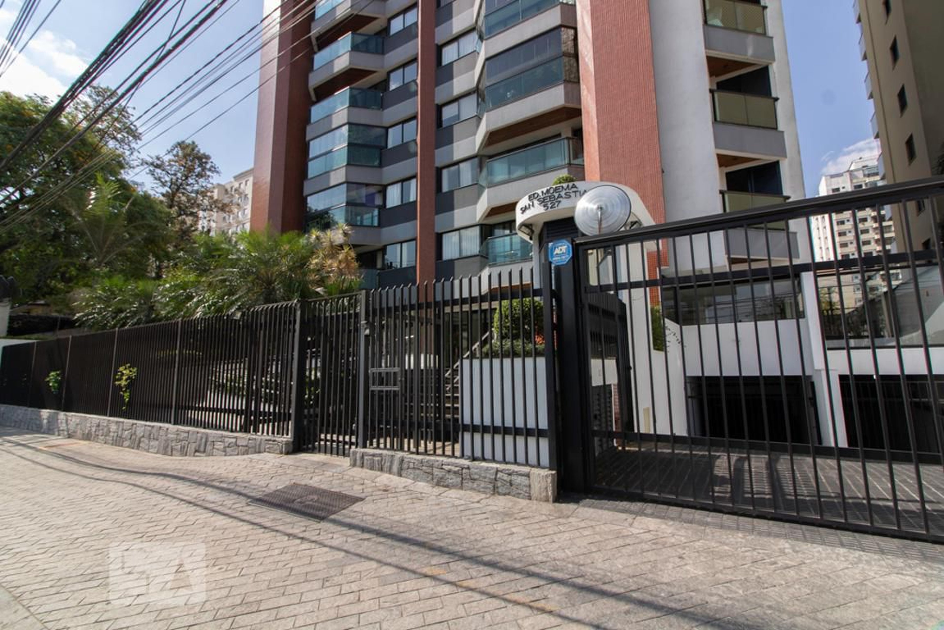 Fachada Condomínio em Avenida dos Imarés, 523