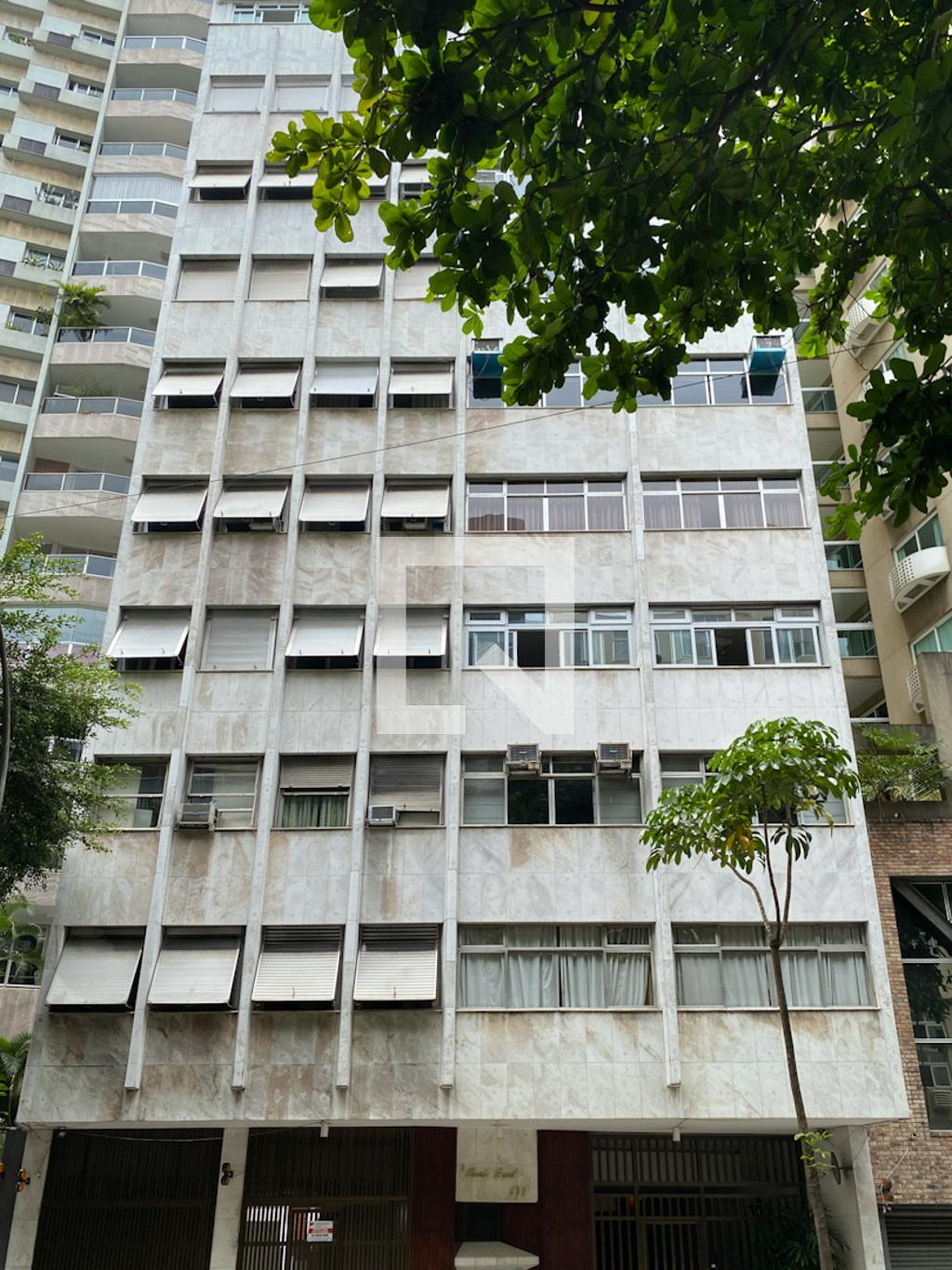 Fachada Condomínio Ricardo Brunet