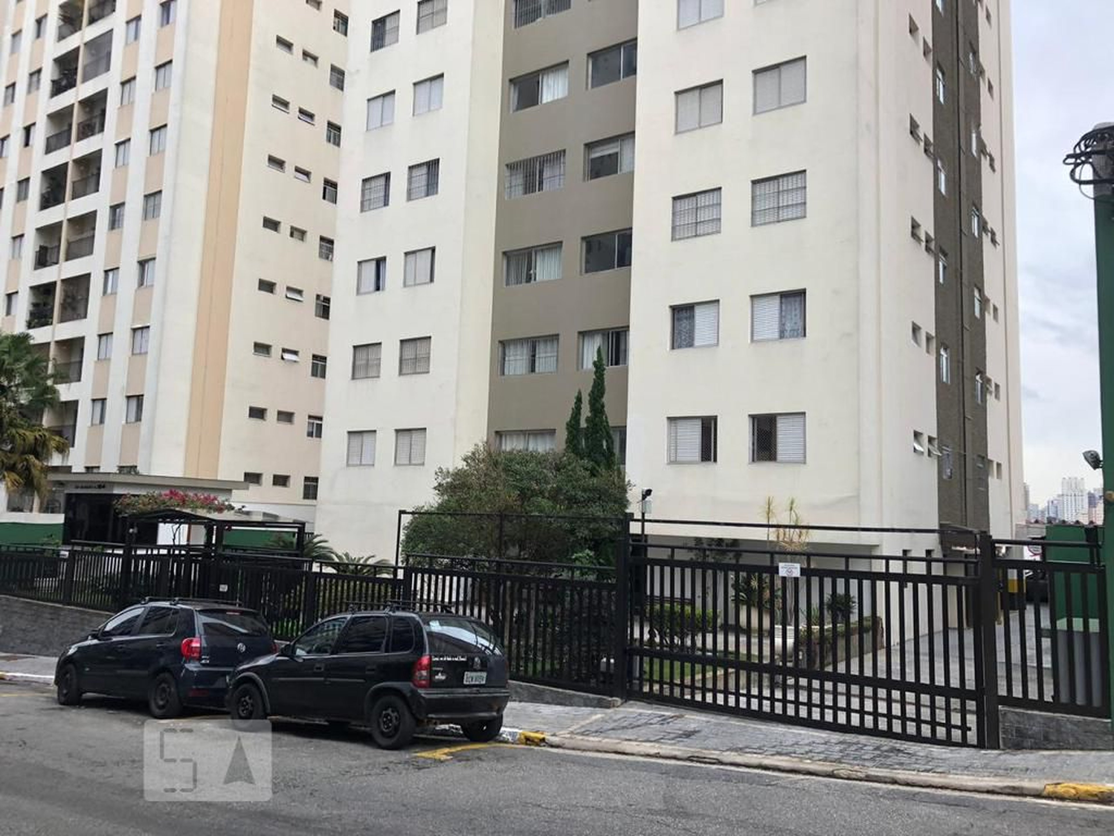 Fachada do Condomínio Condomínio em Rua do Arraial, 31