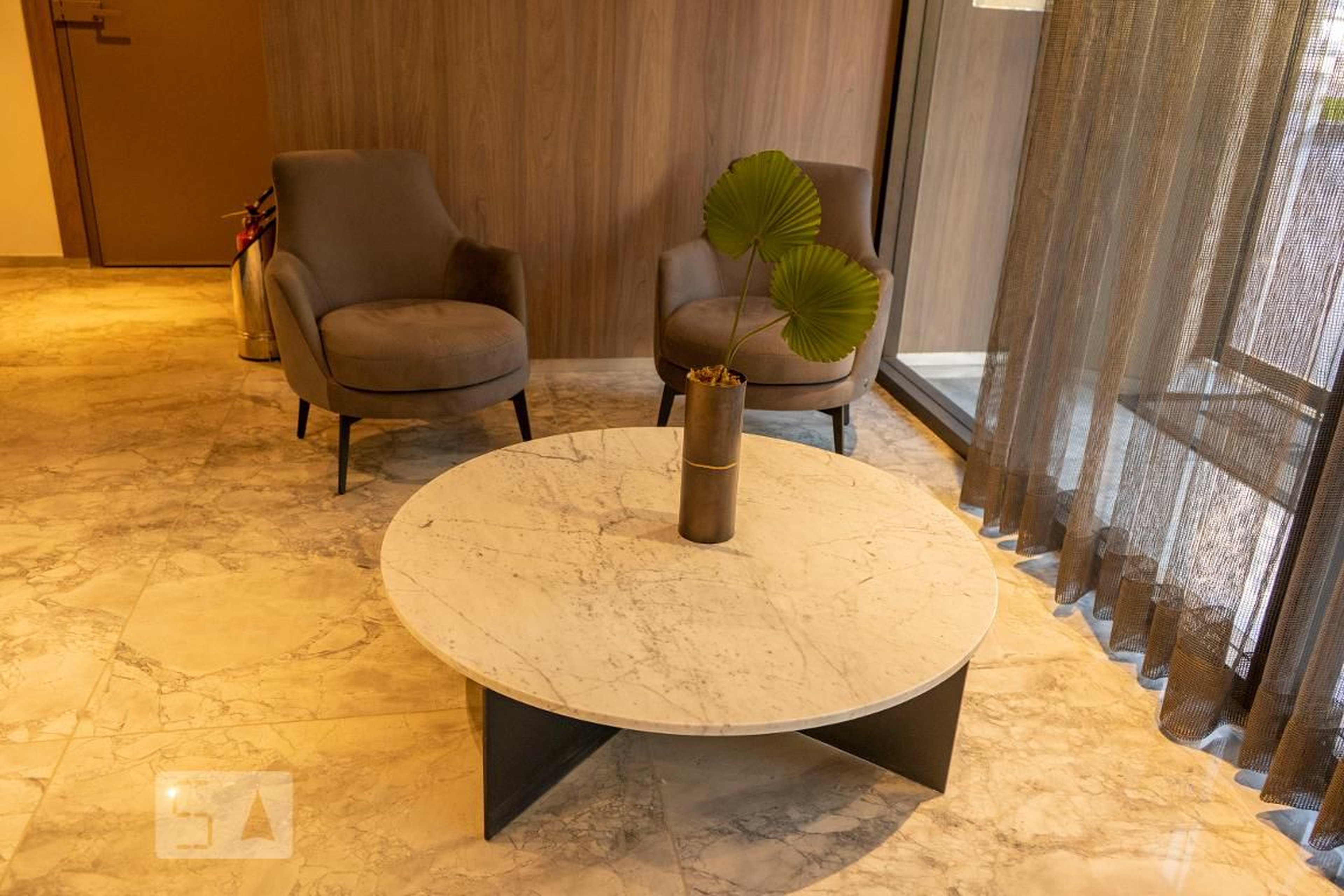 Hall - Ed. Home Residence