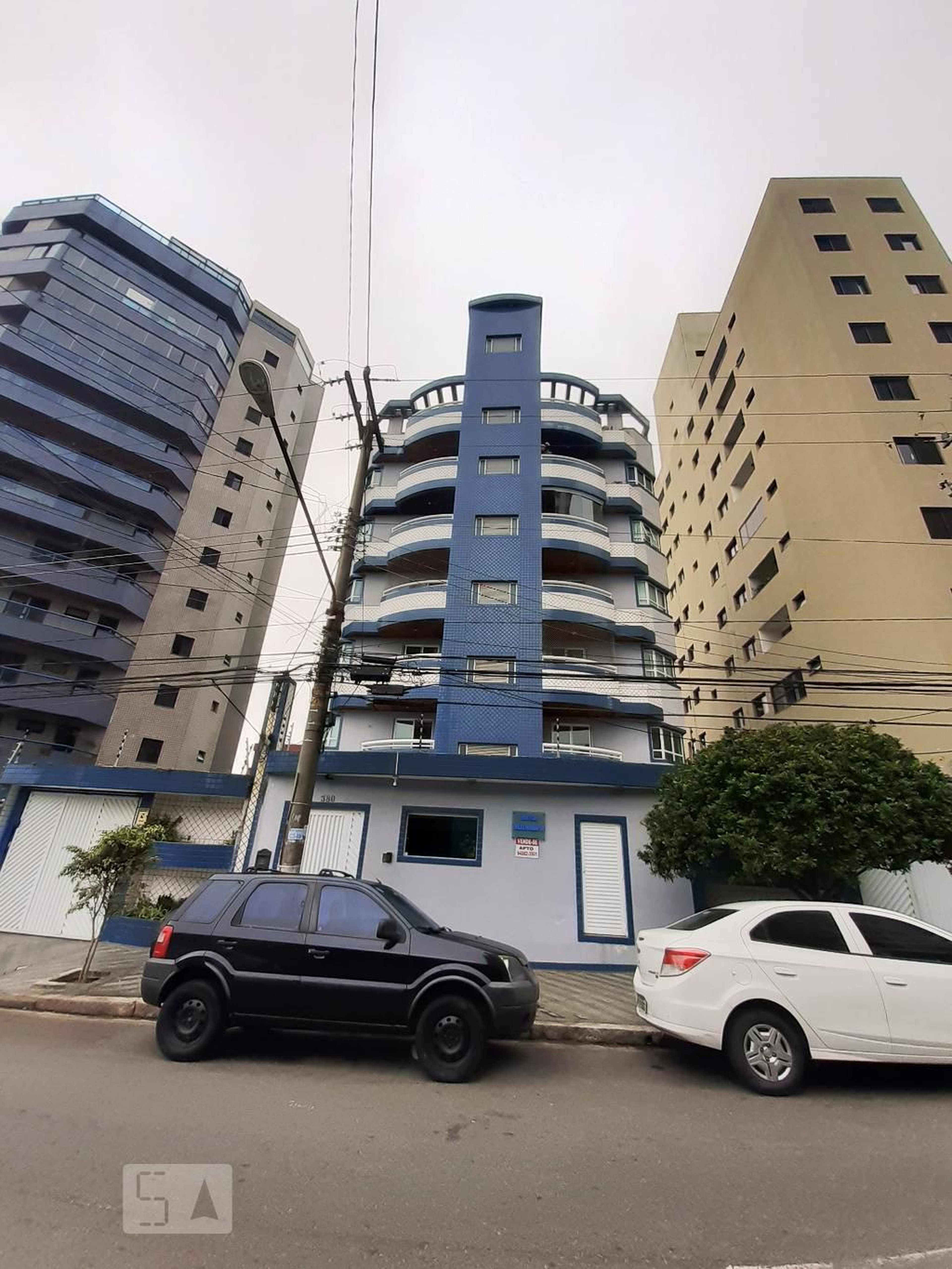 Fachada do Condomínio Edifício Millennium III