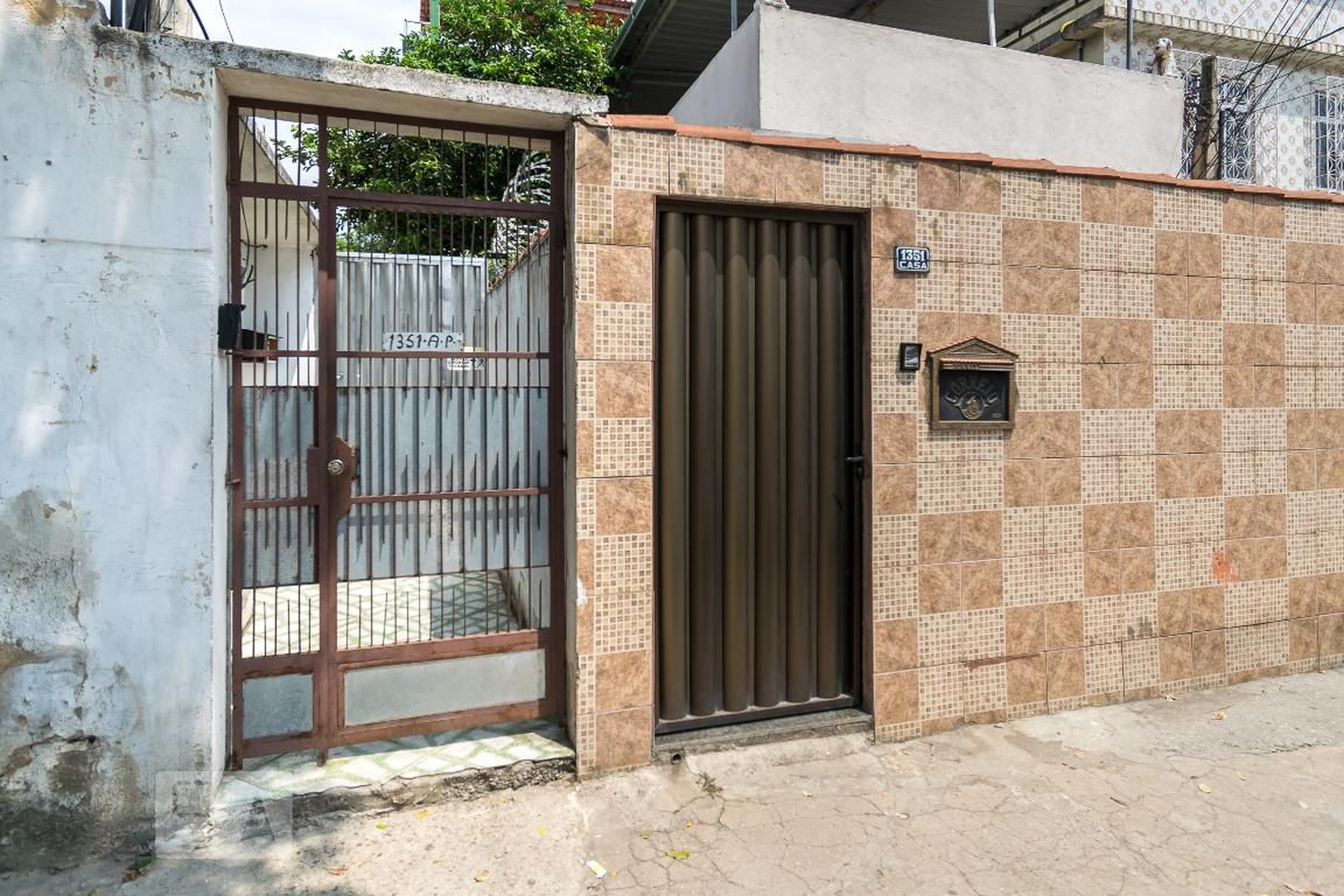 Fachada Condomínio em Rua Barreiros, 1351