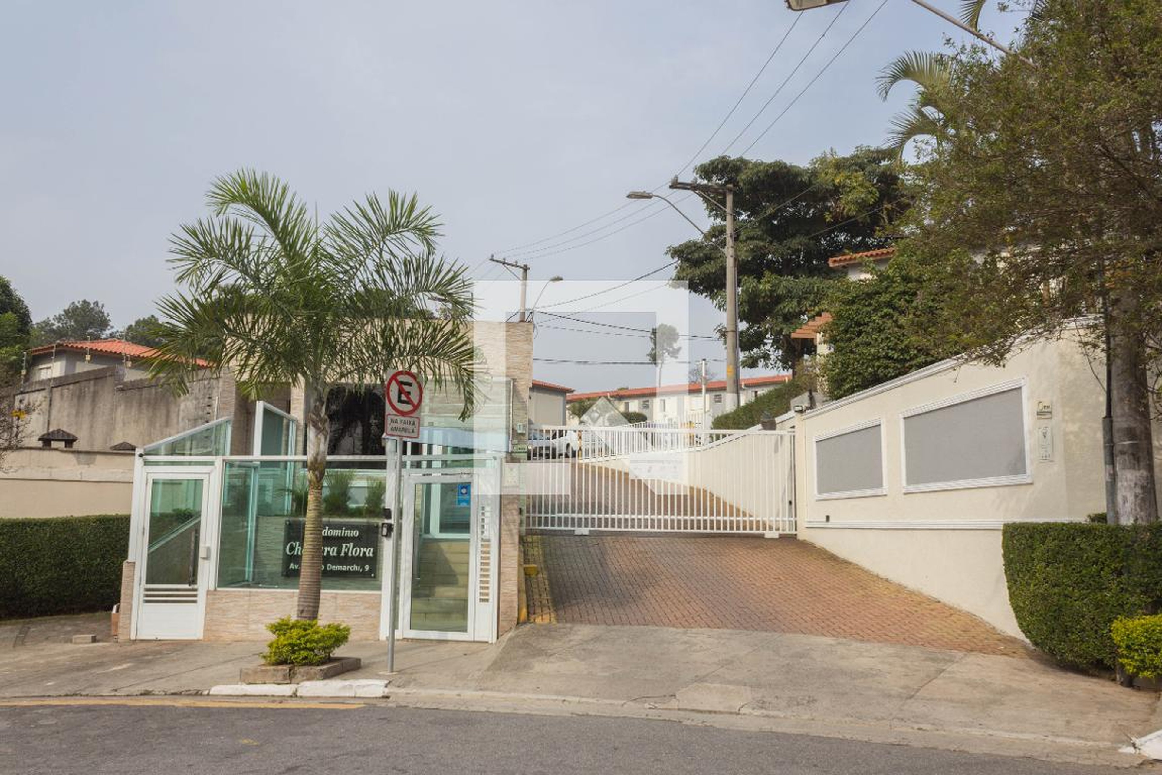 Fachada Condomínio Chácara Flora