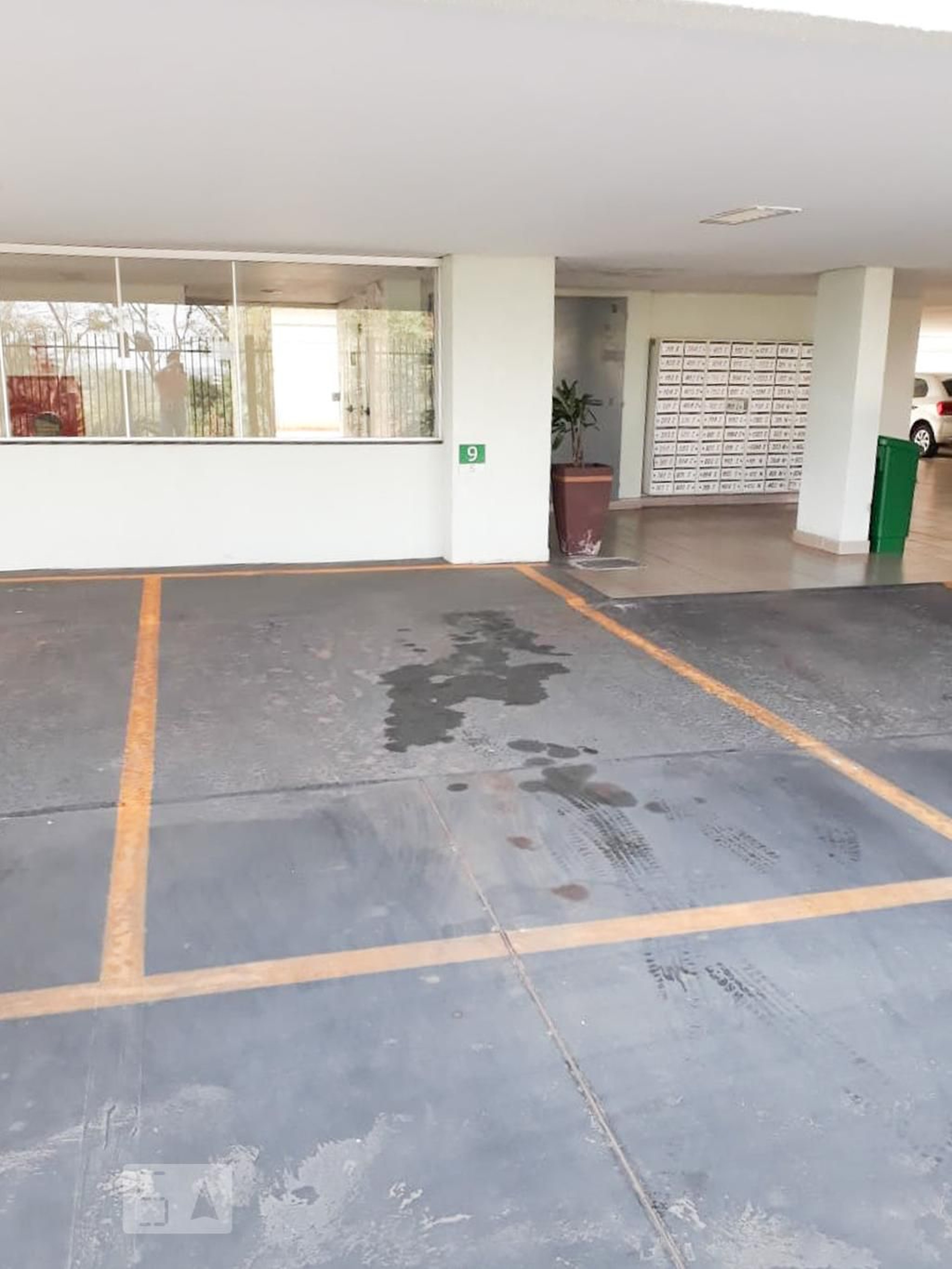 Estacionamento Condomínio em Rua Jundiaí, 350