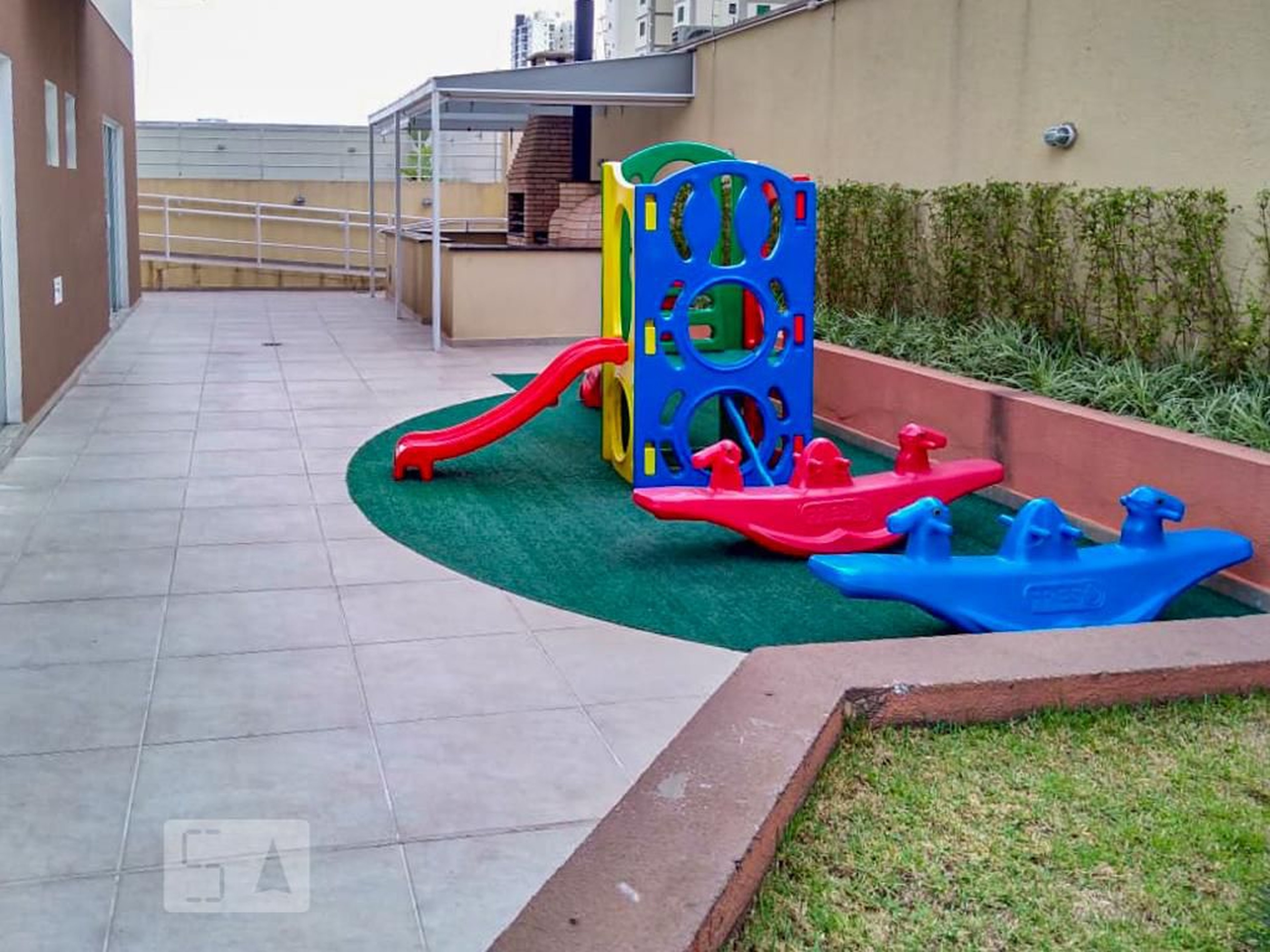 Playground Condomínio em Rua Jorge Tibiriçá, 231