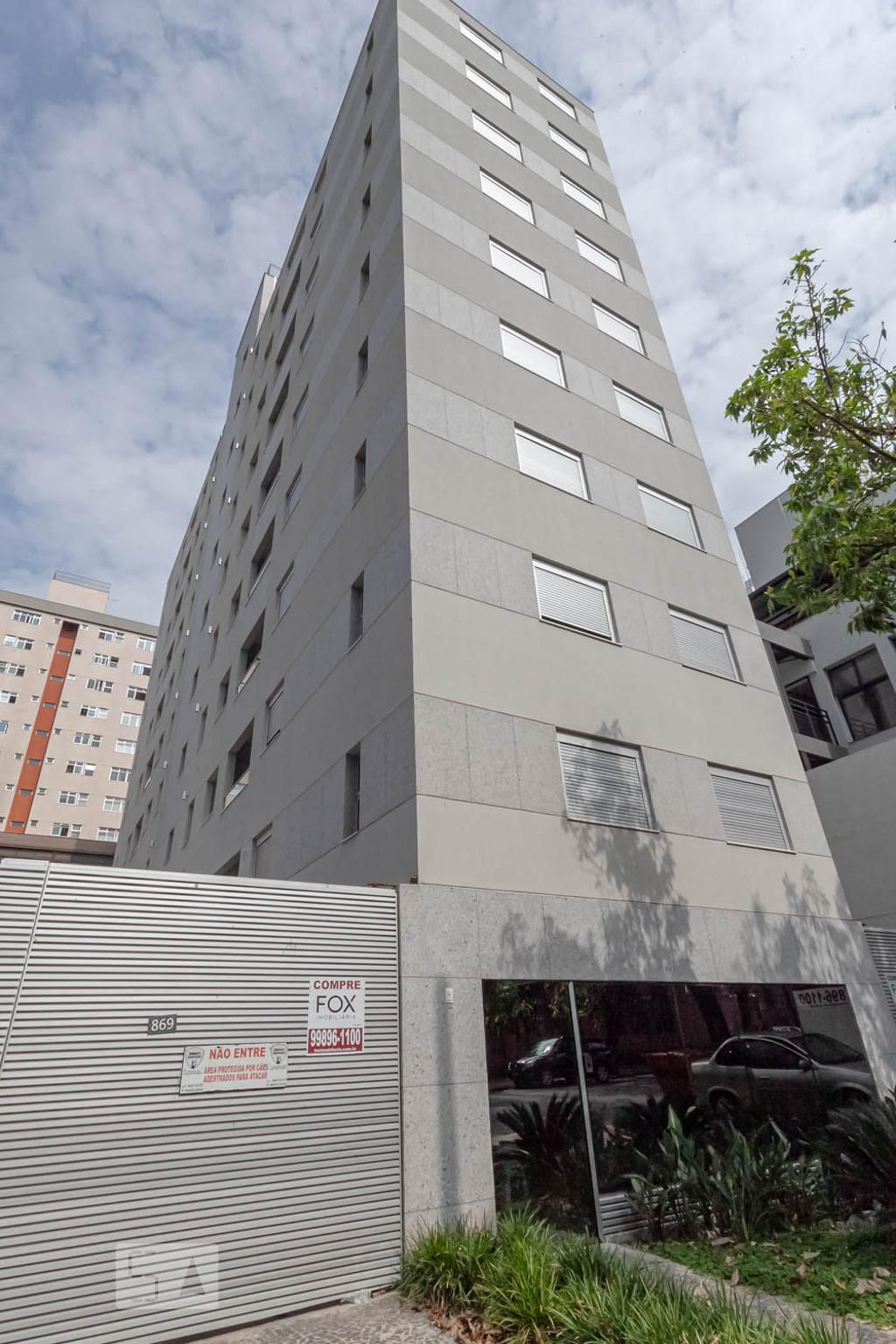 Fachada do Prédio Edifício Villa Lobos