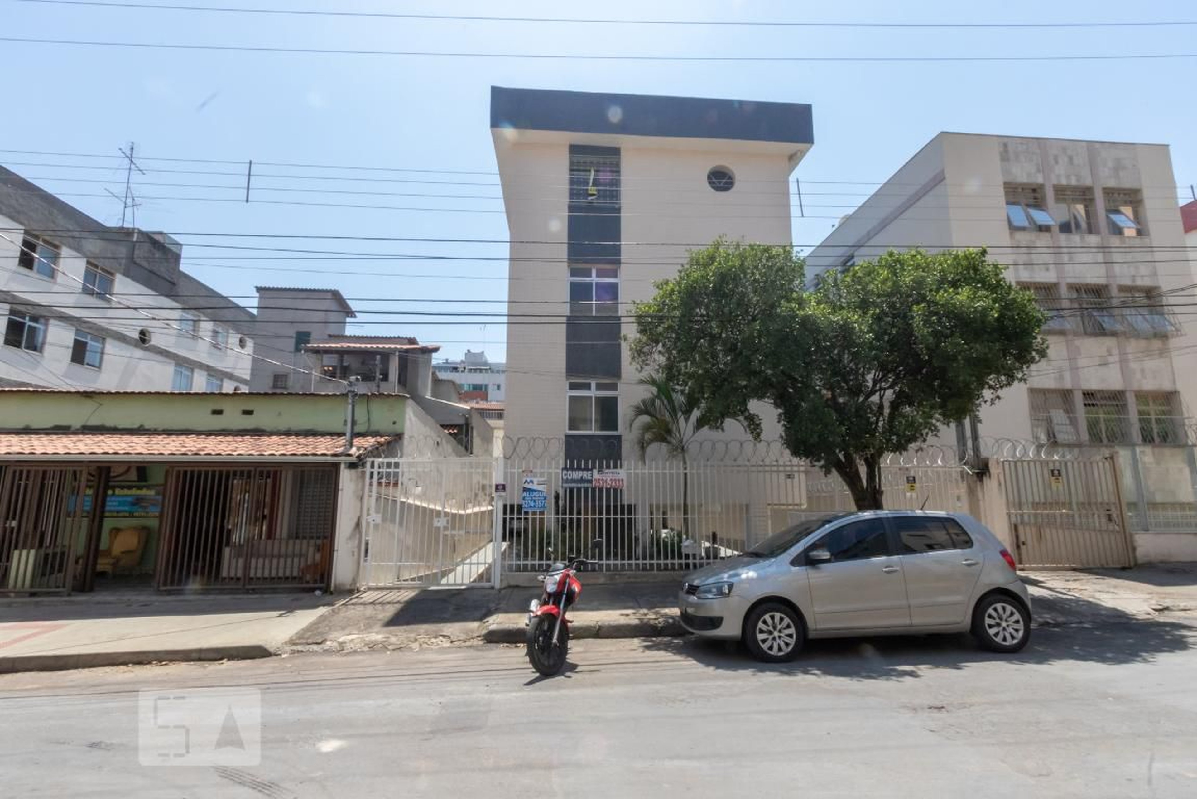 Fachada Edifício Princesa Cristina de Lorena