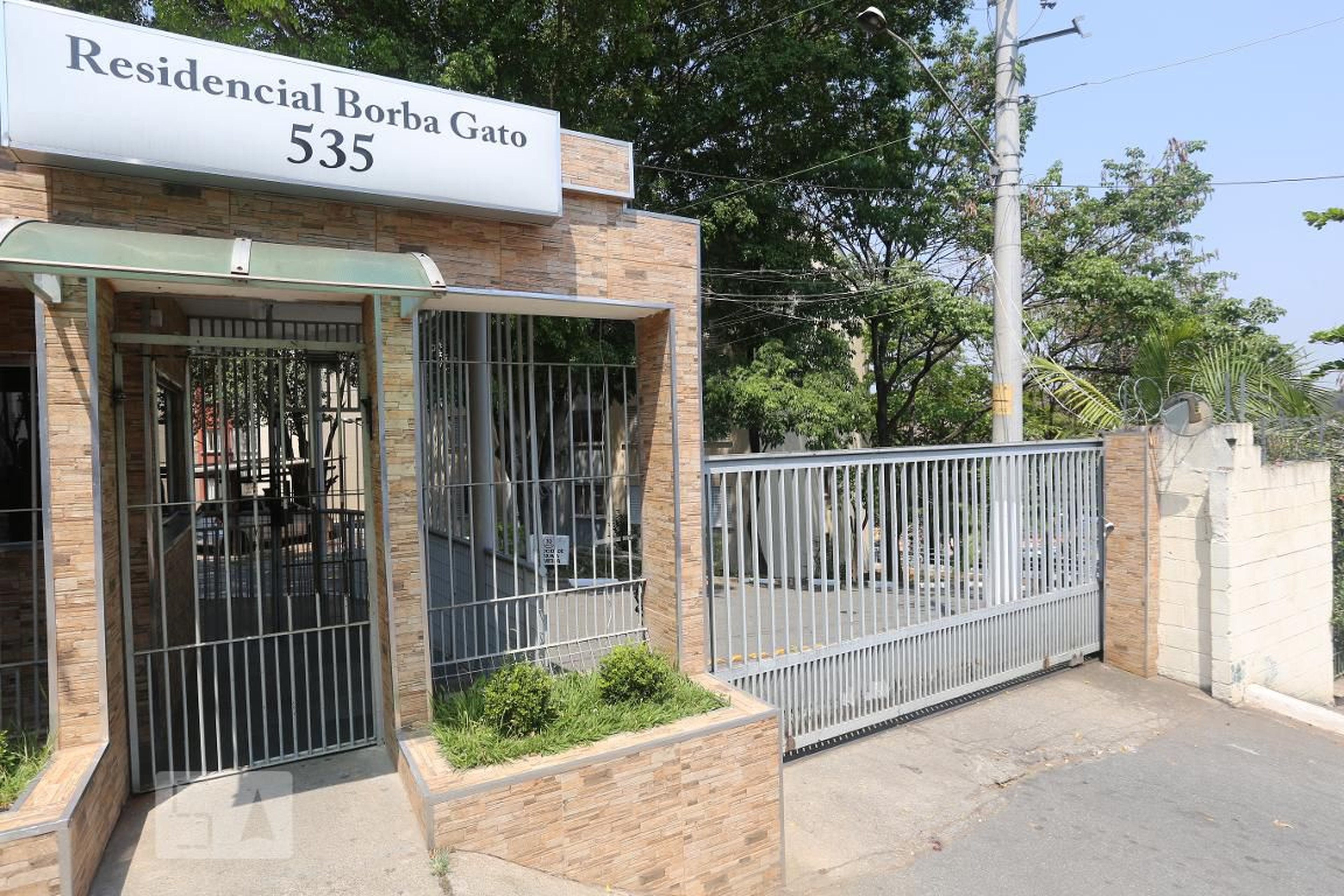 Fachada do Condomínio Condomínio Borba Gato