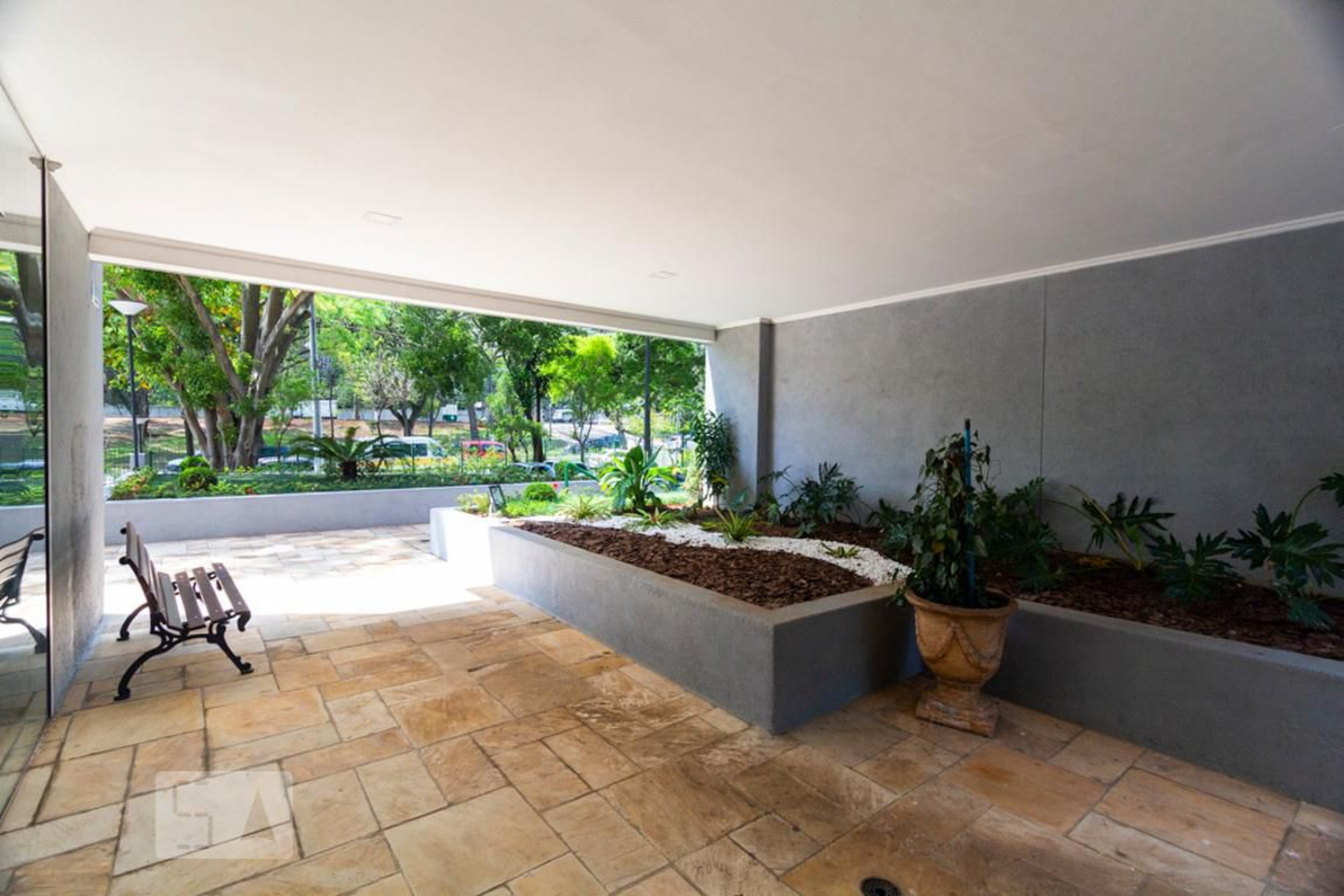 Área Externa - Edifício Diana