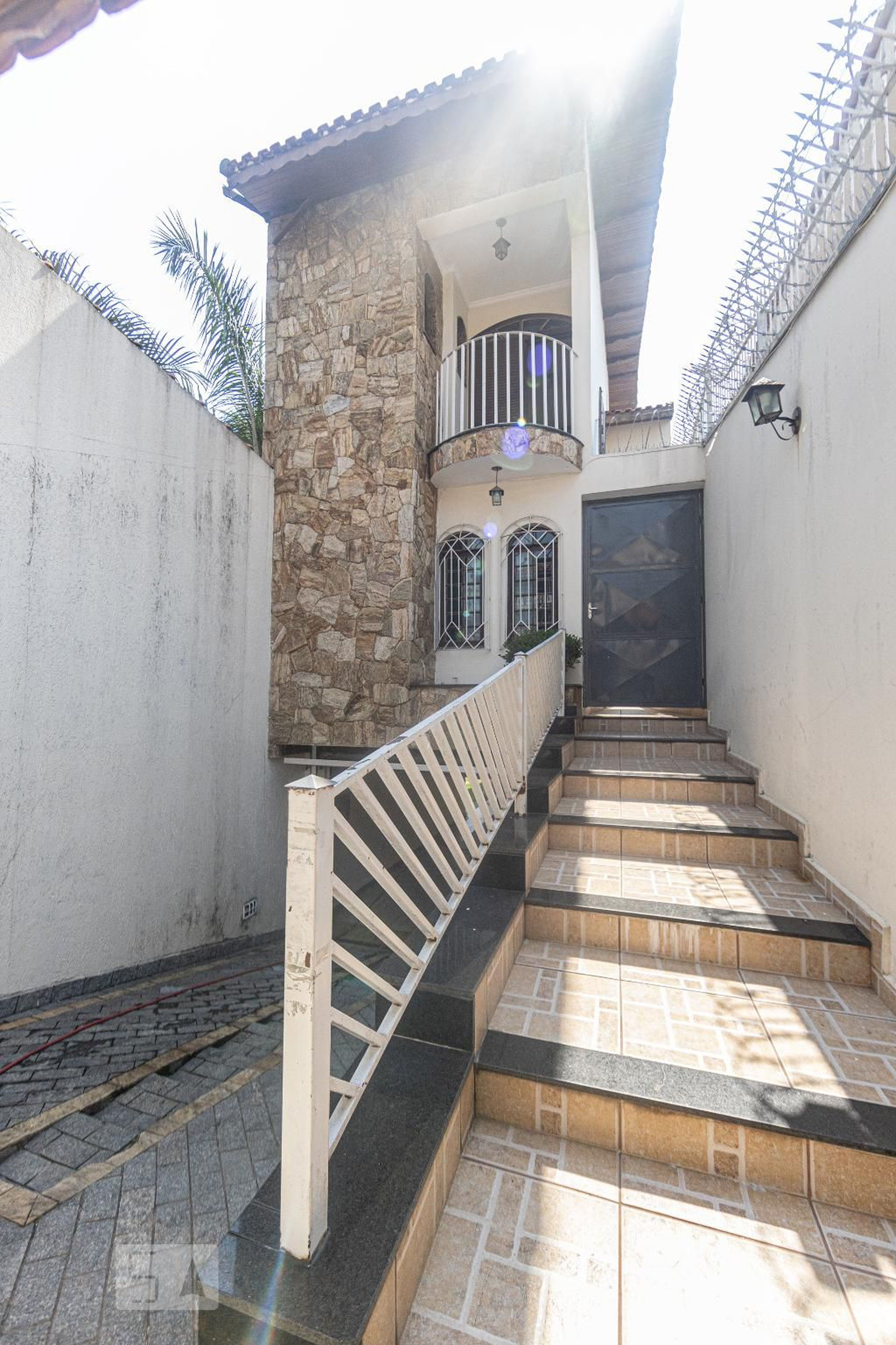 Fachada Condomínio em Rua Bento Sabino dos Reis, 100