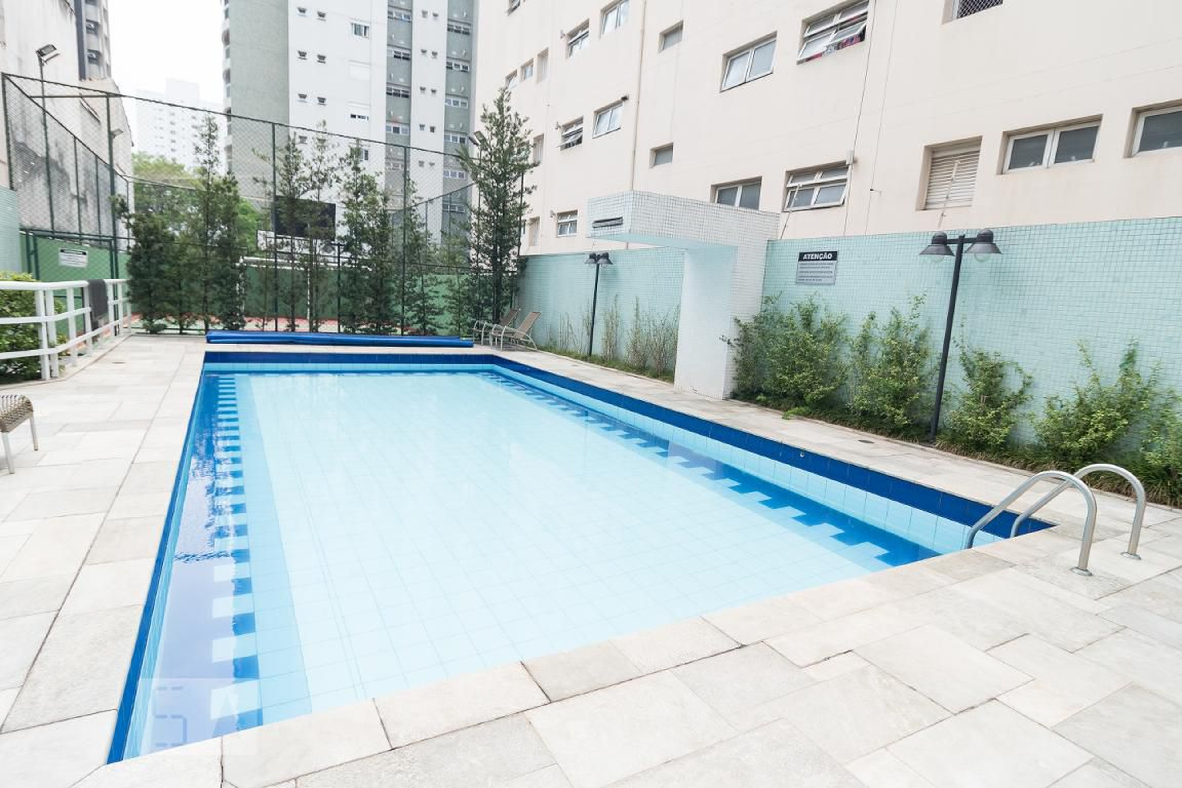 Piscina - Edifício Esmeralda