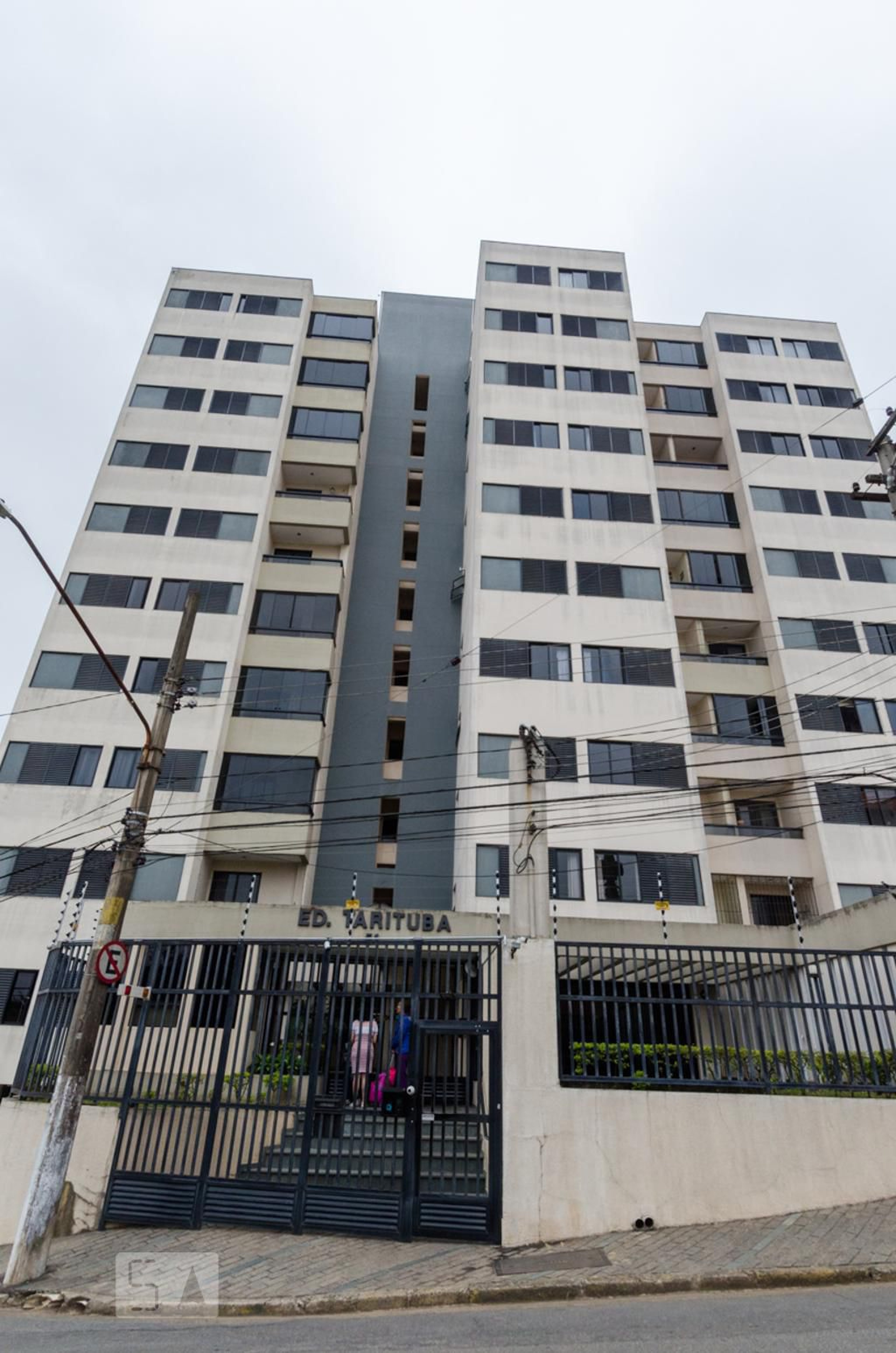 Fachada do Condomínio Edifício Tarituba