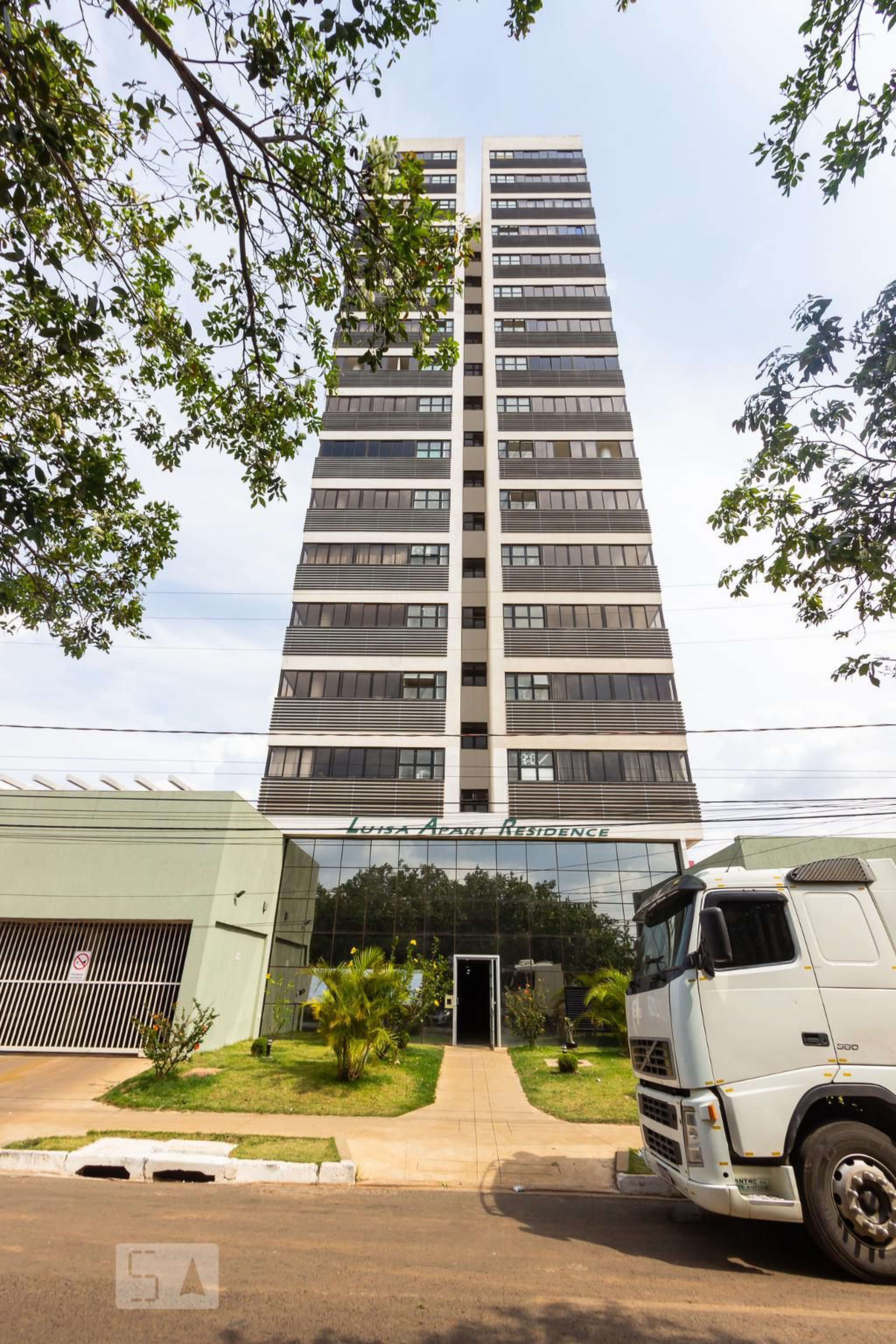 Fachada Condomínio Luisa Apart Residence