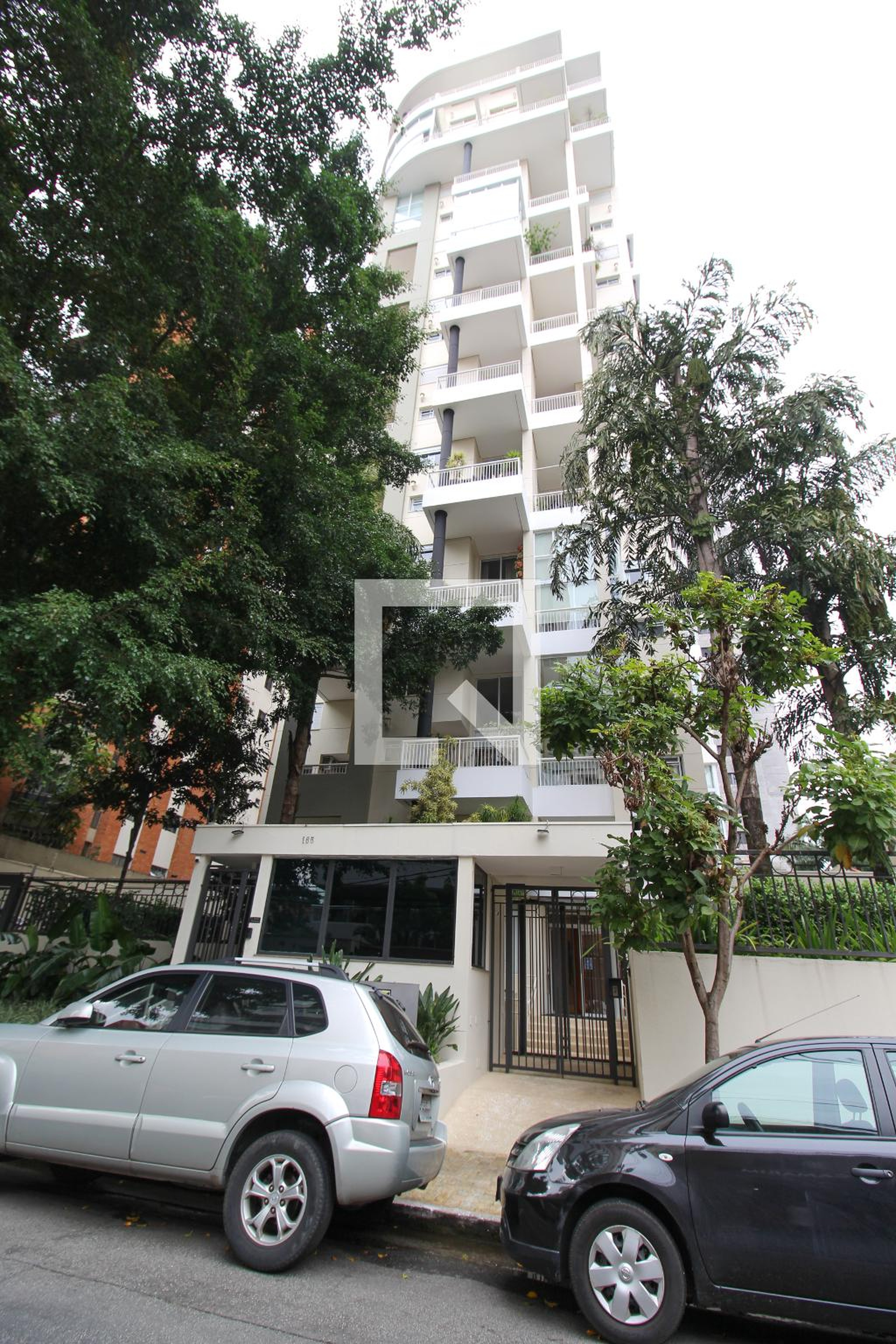 Fachada Condomínio Magnum Duplex