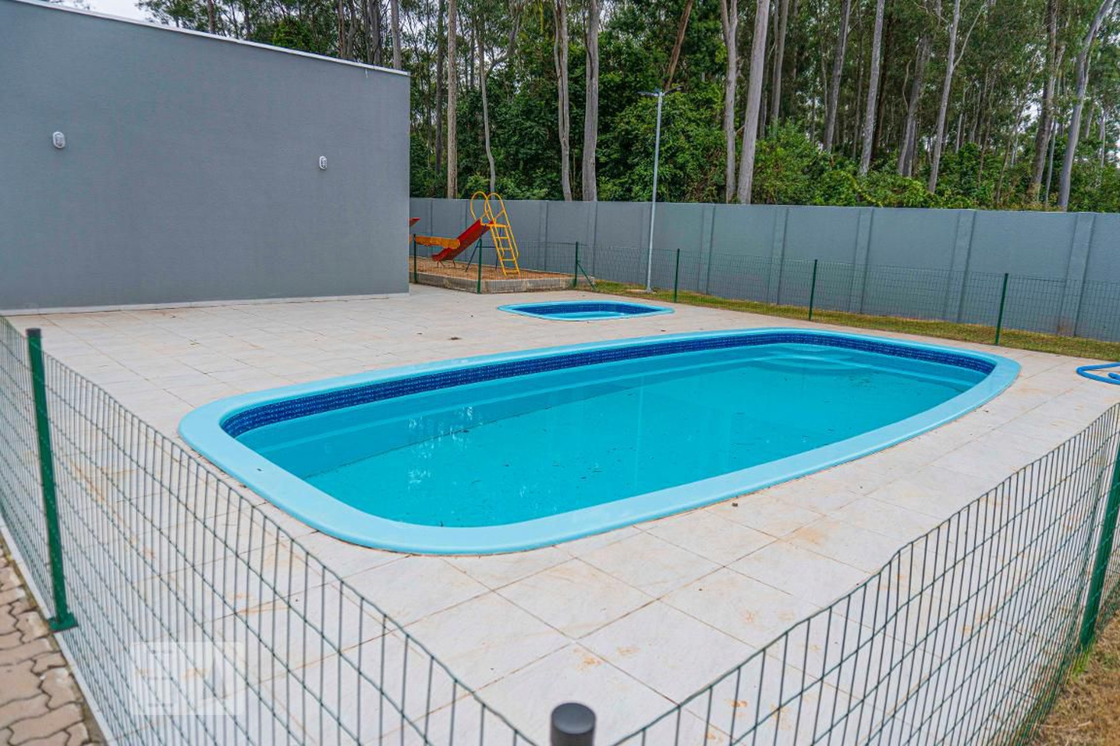 Piscina - Edifício Residencial Belvedere