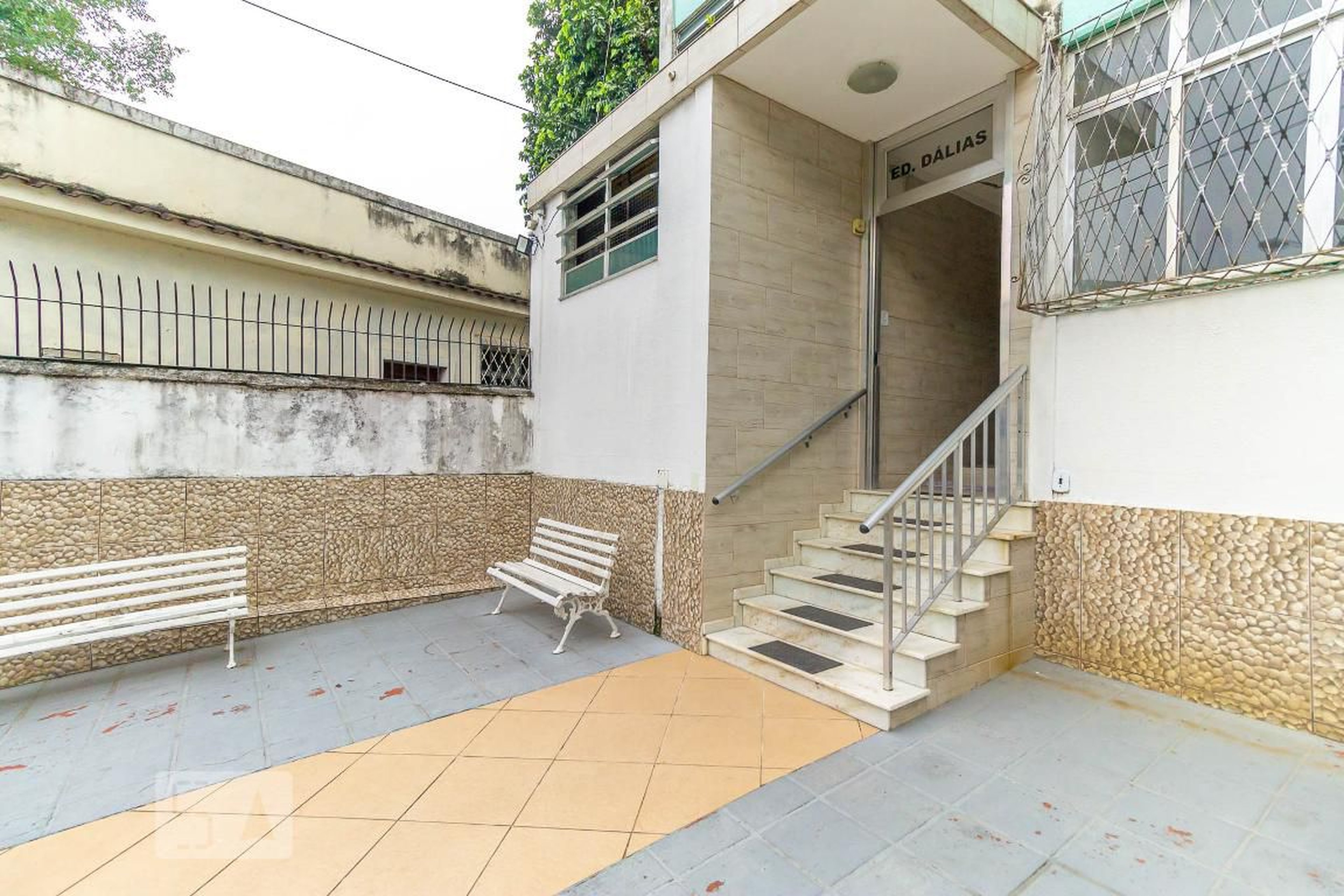 Entrada - Edifício Dalias