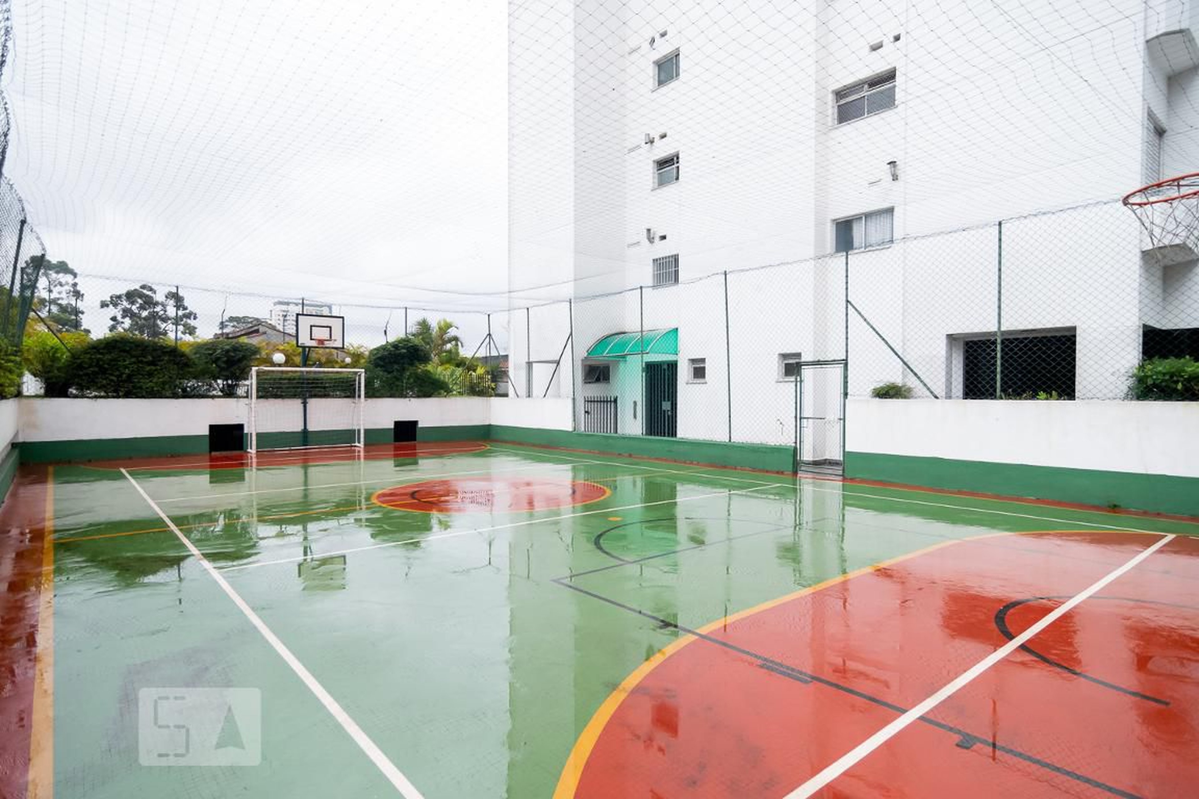 Quadra Poliesportiva - Edifício Maison de Toulon