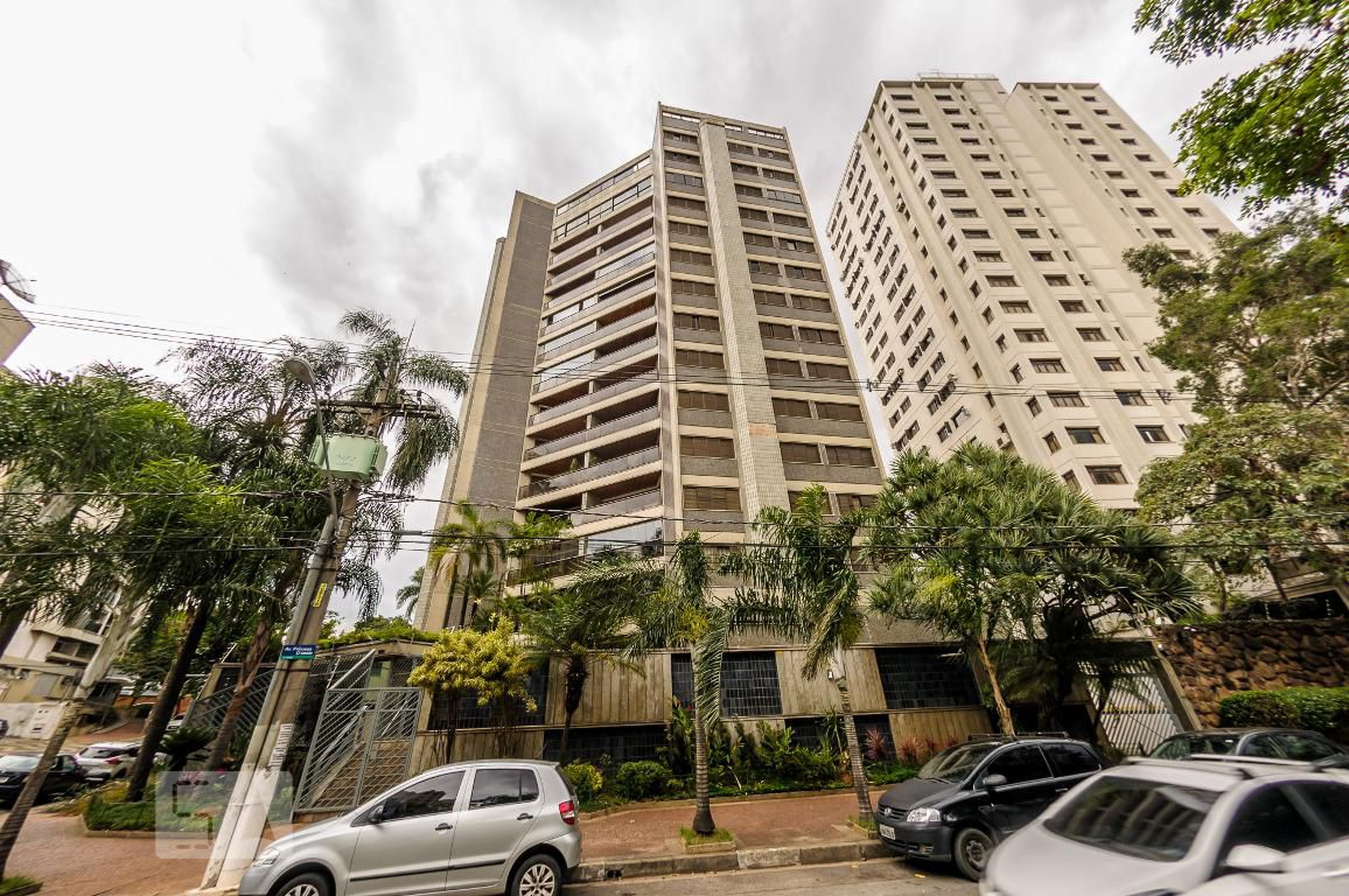 Fachada do Prédio Condomínio em Avenida Princesa D'Oeste, 1269