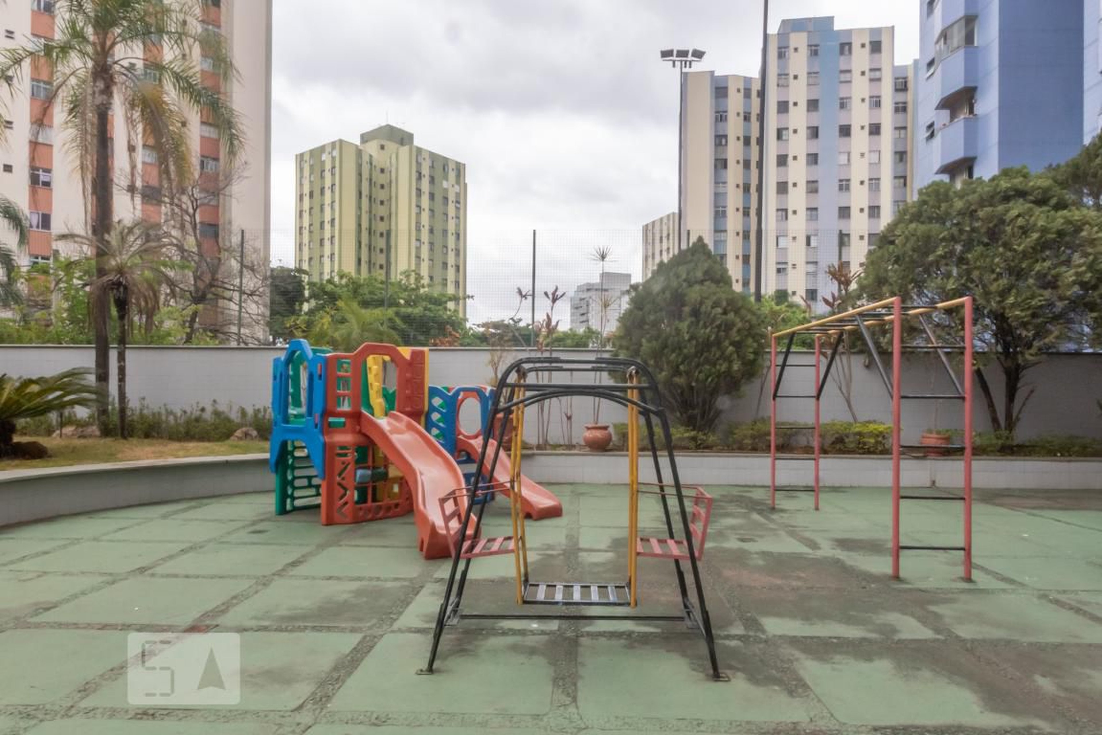 Playground - Jardim Tulherias