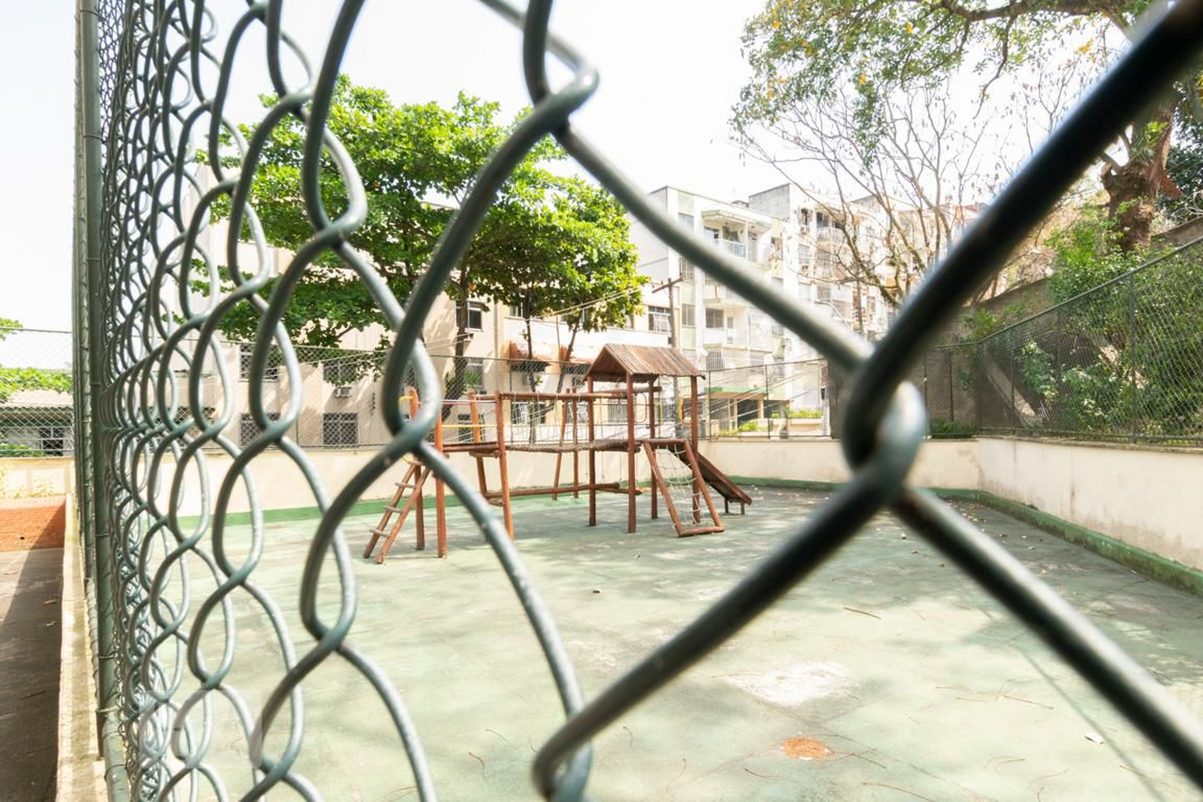 PLAYGROUND - Edifício Danielle