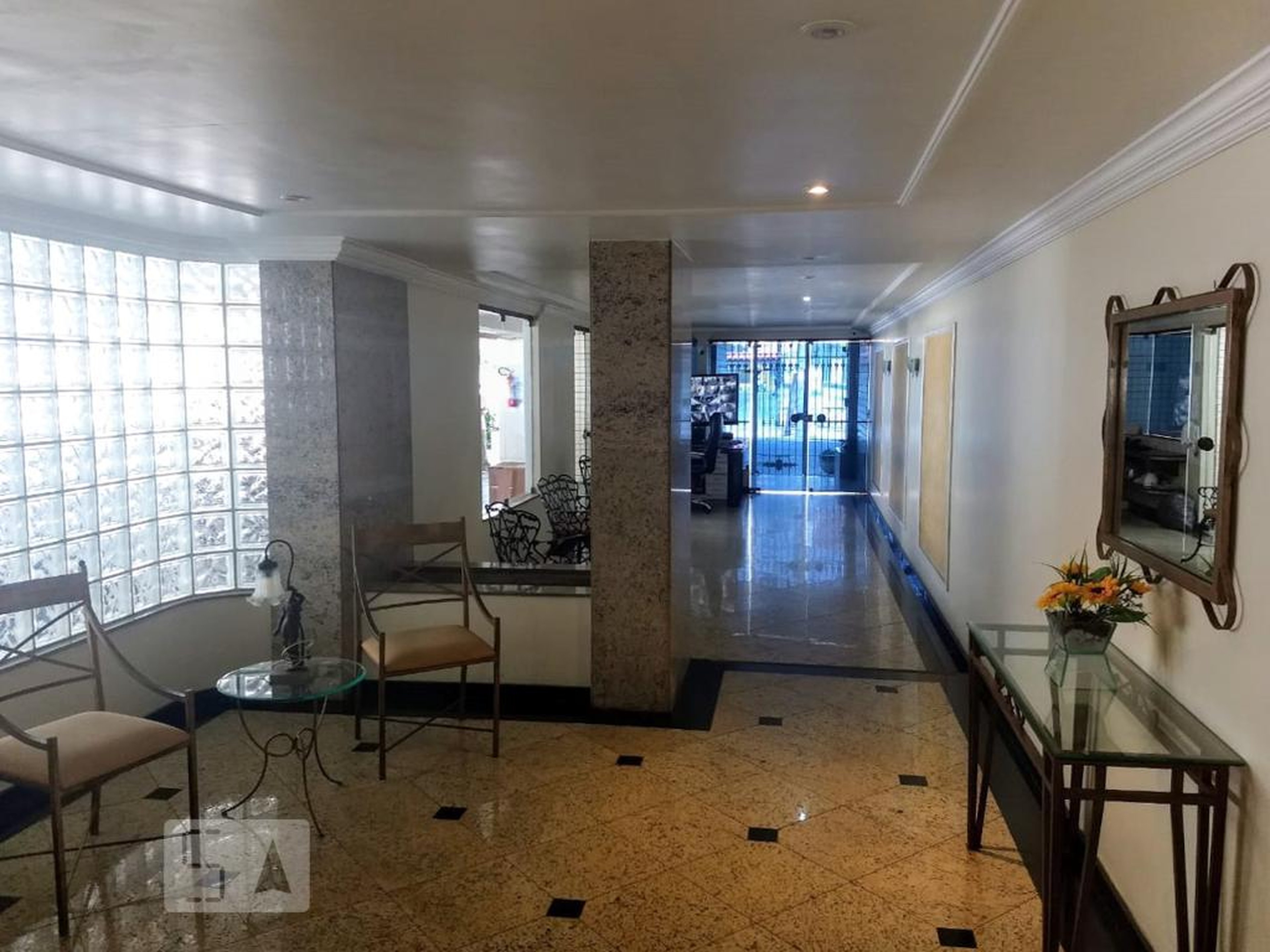 Hall de Entrada - Etoile