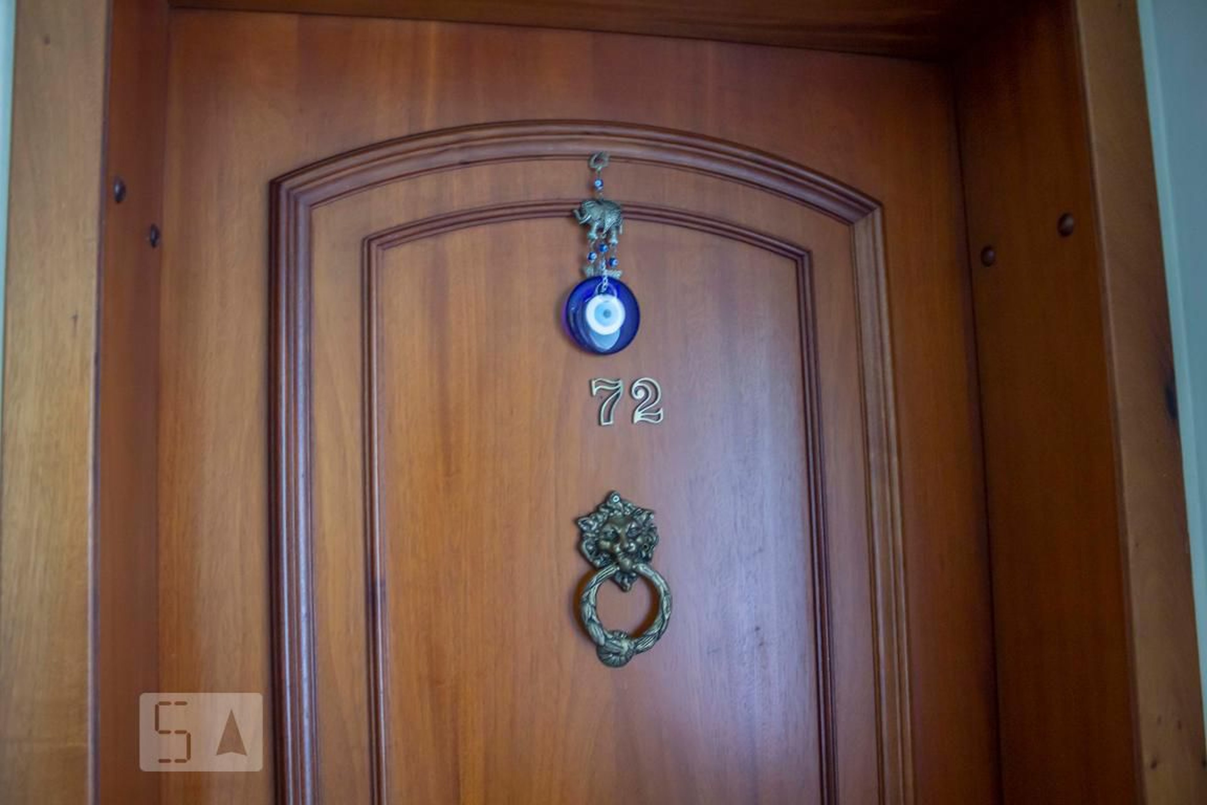 Entrada Condomínio em Rua Karl Richter, 175