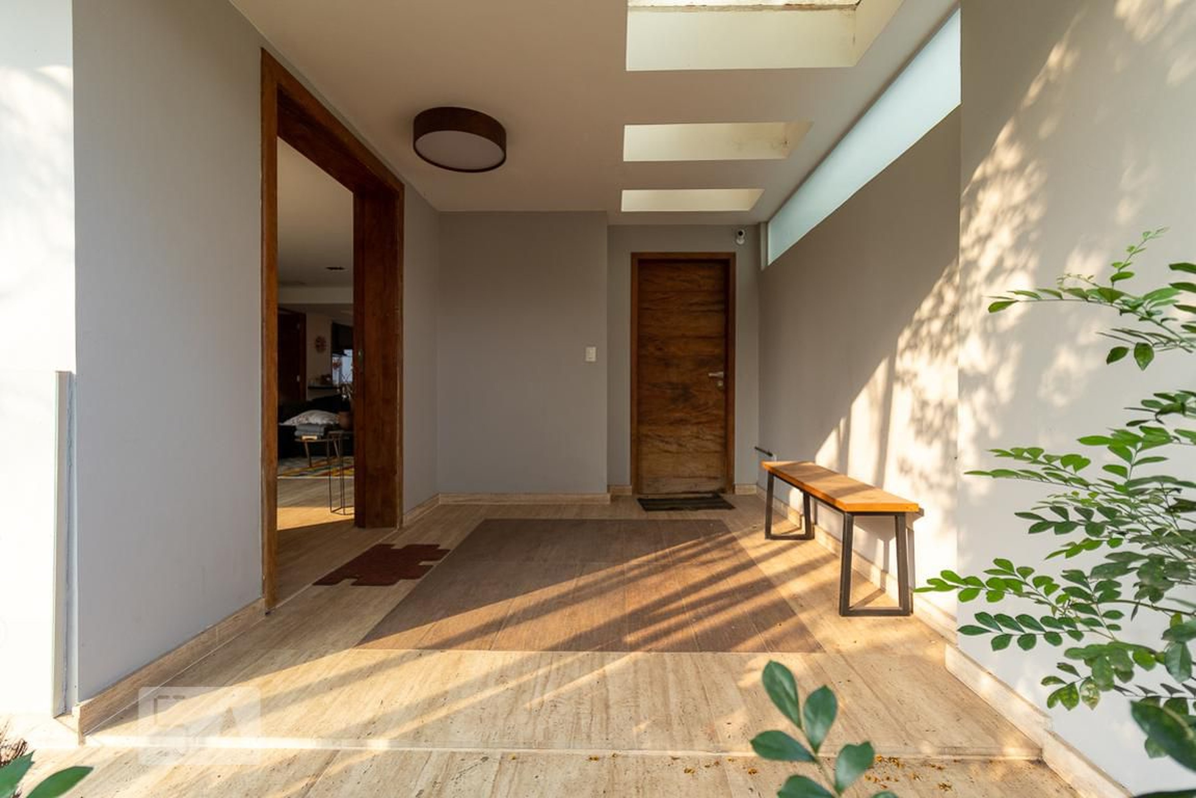 Hall de entrada Condomínio em Rua Doutor Barachísio Lisboa, 153