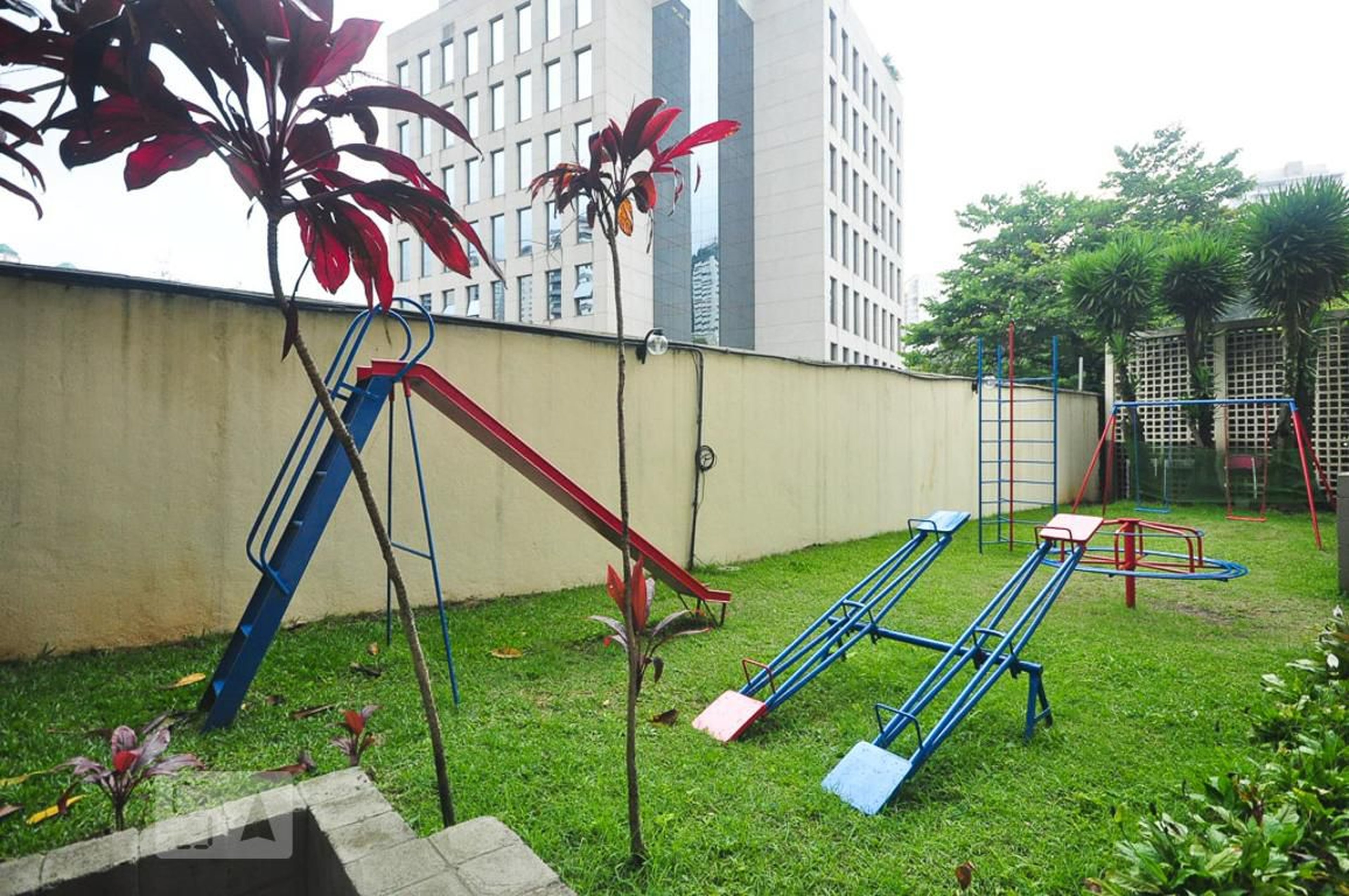 Playground - Tour Monte Martre