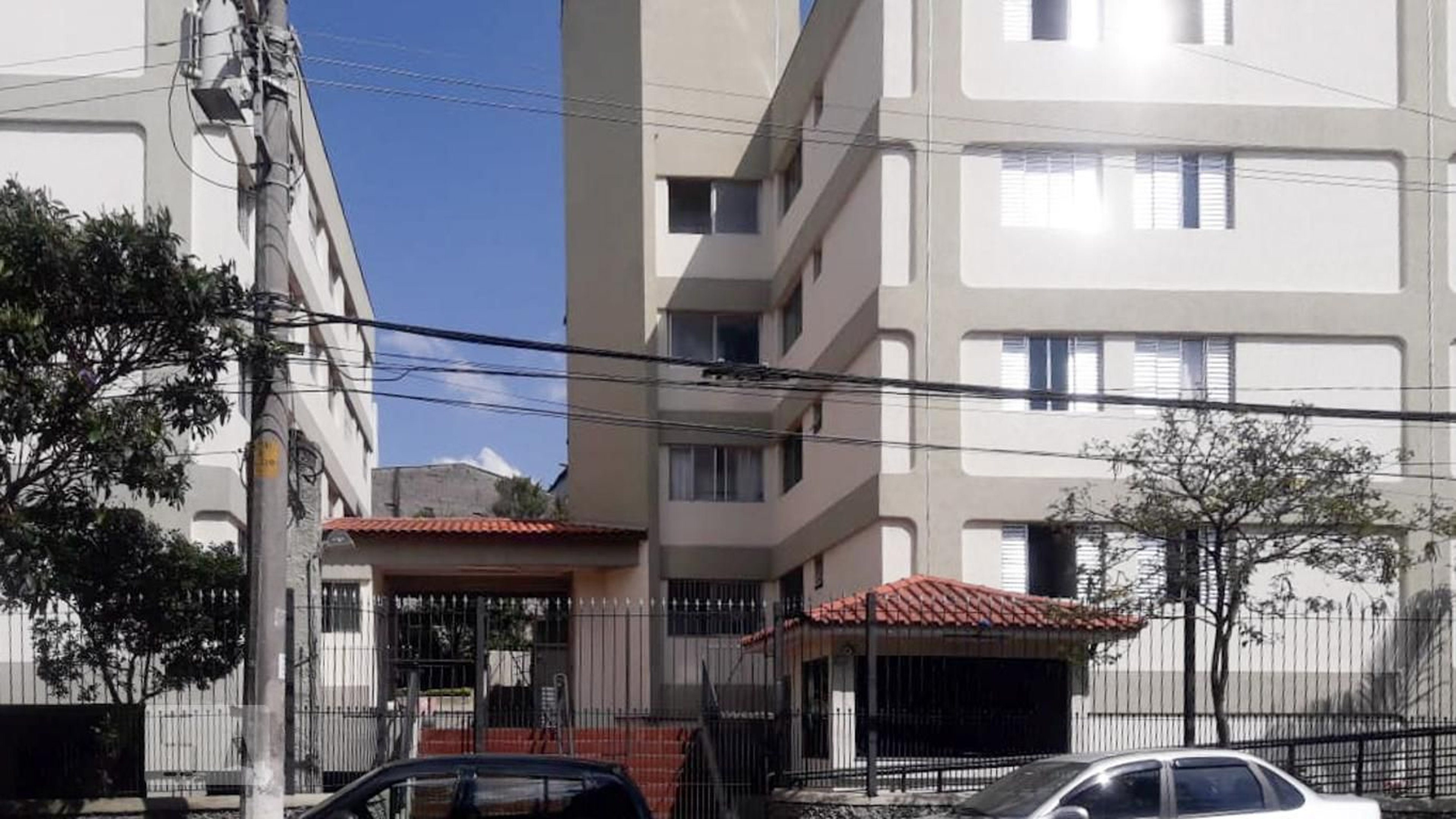 Fachada do Condomínio Condomínio Ele Ela