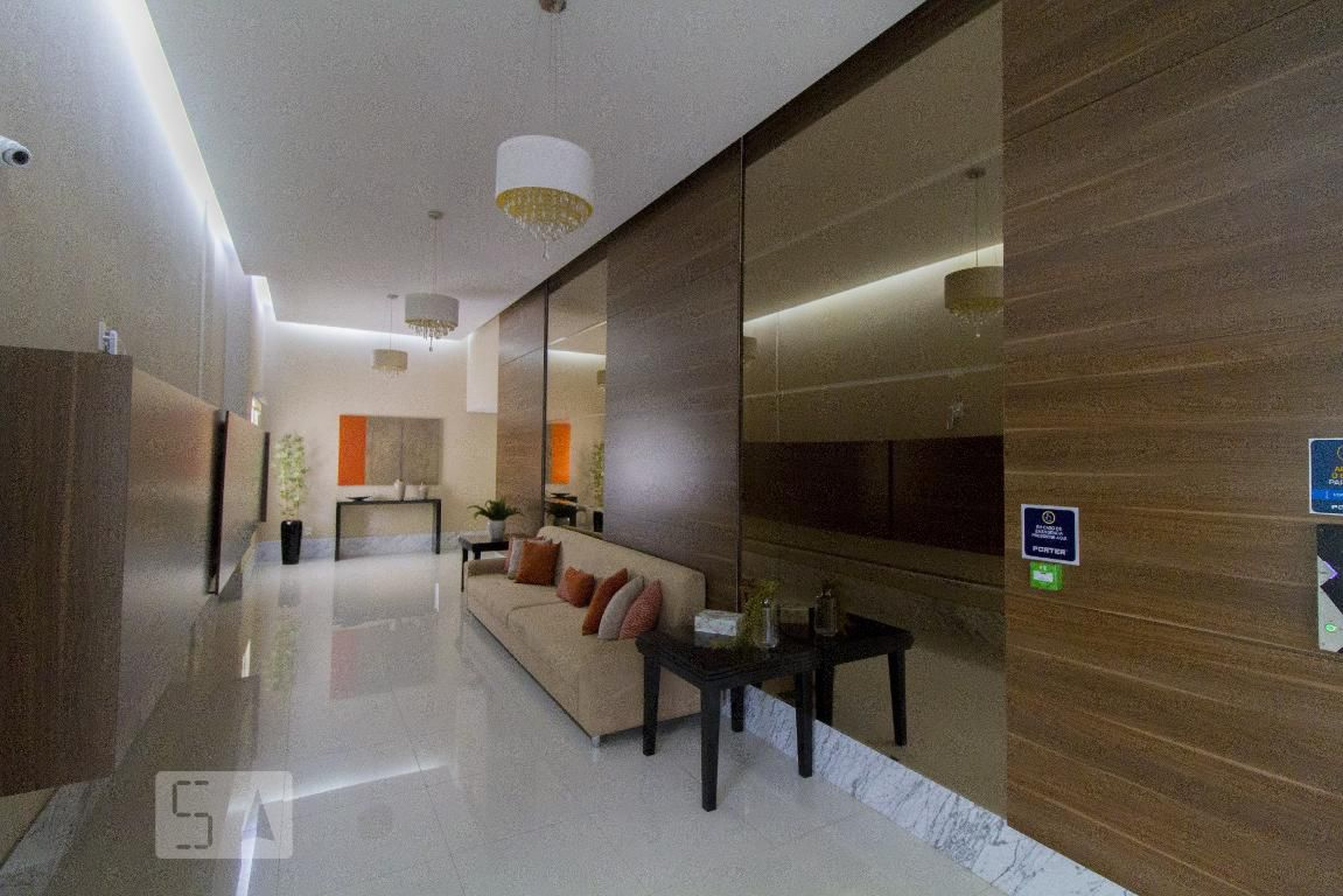 Hall de Entrada - Henrique Deucher