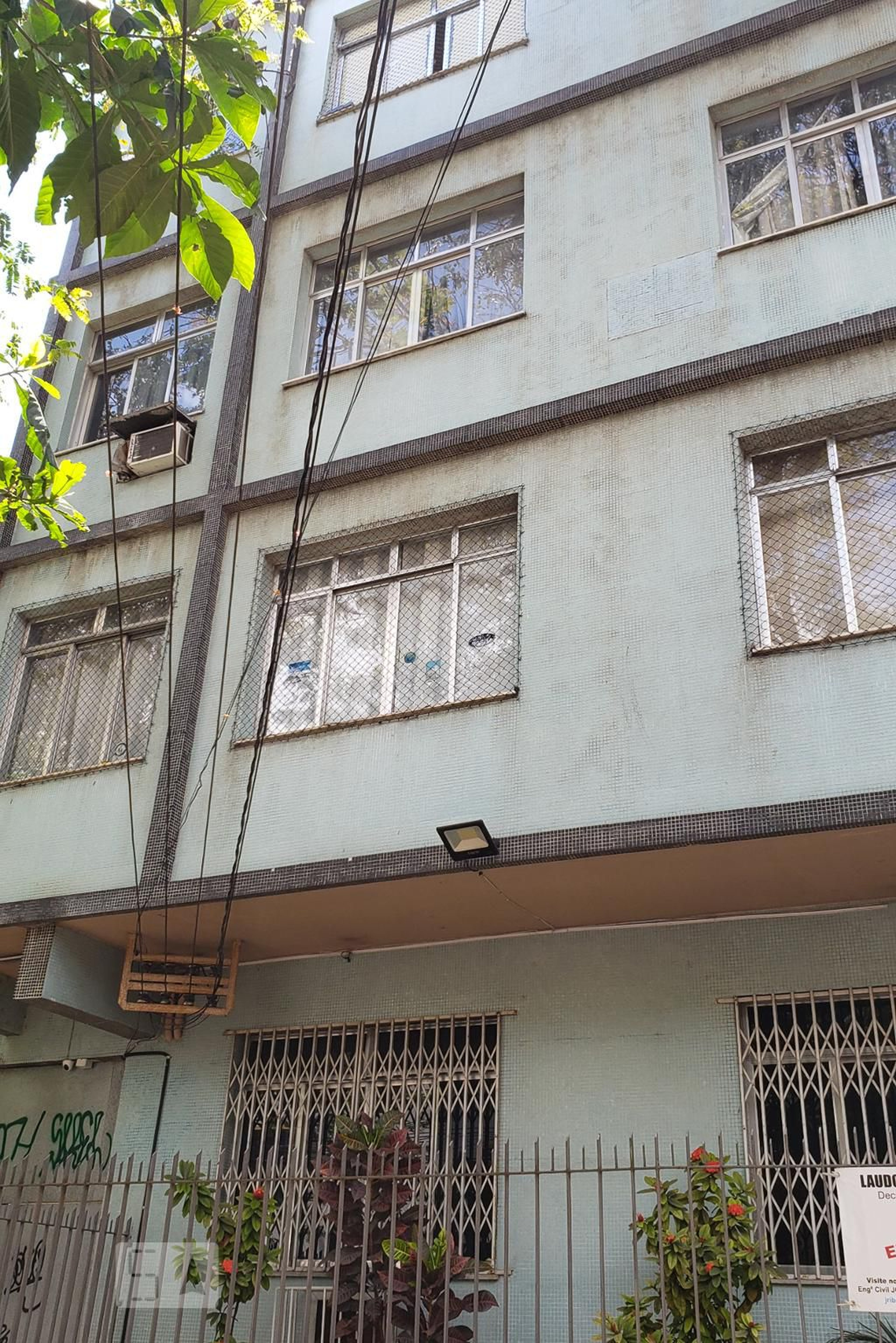 Fachada Edifício Isac Beny