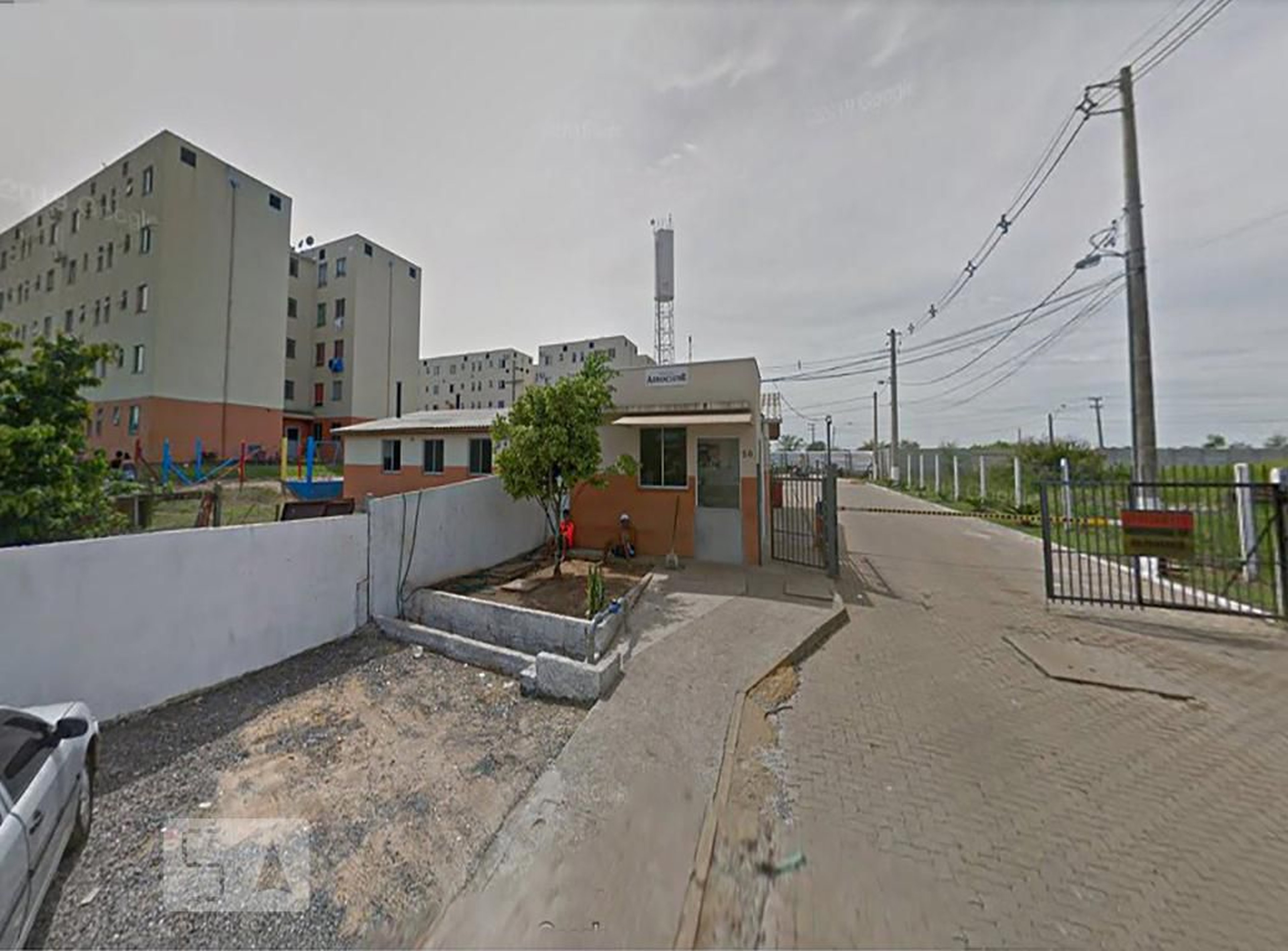 Fachada do Condomínio Condomínio em Rua Bruno Werner Storck, 52