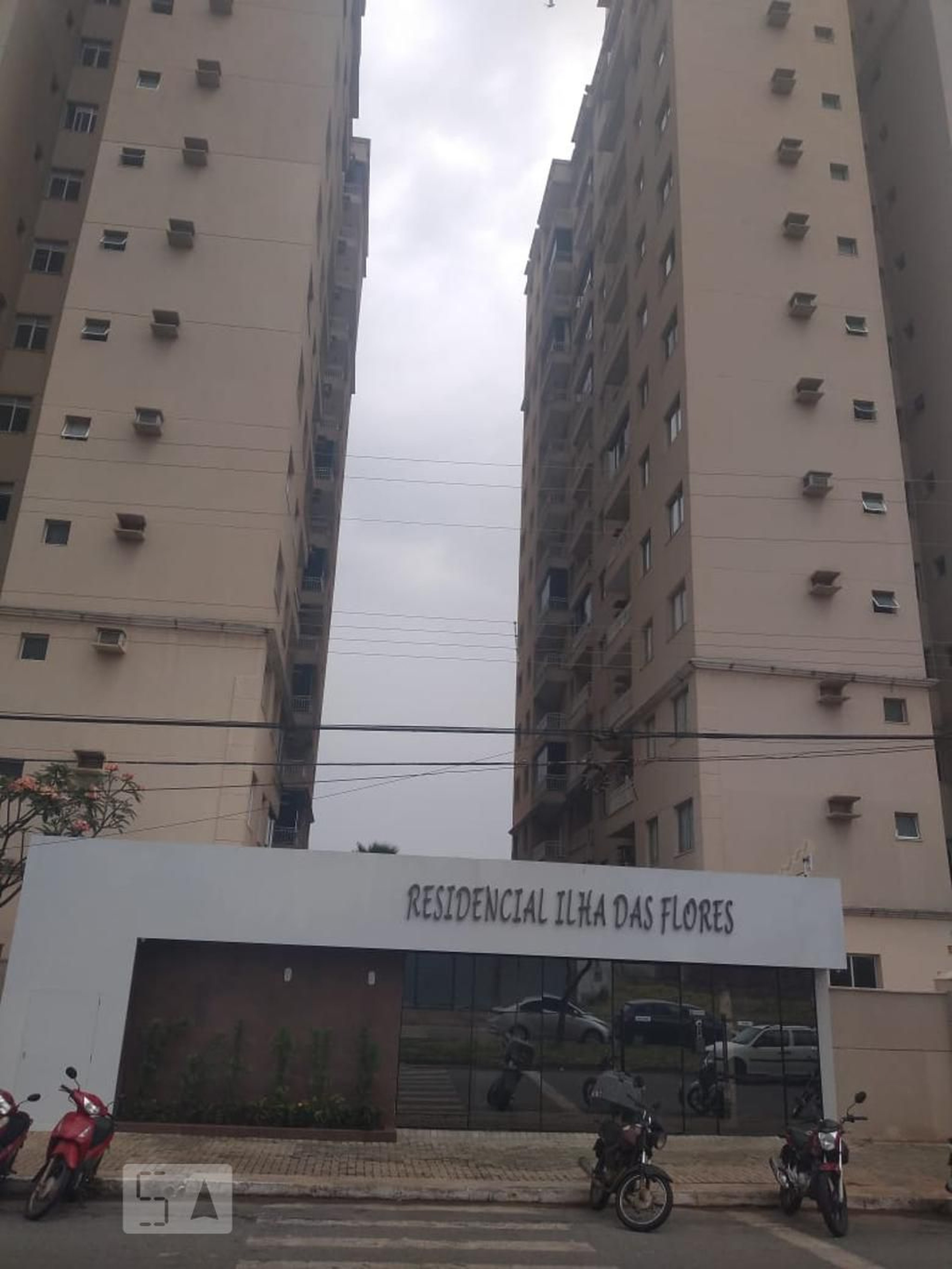 Fachada Condomínio em Avenida Francisco de Melo, 780